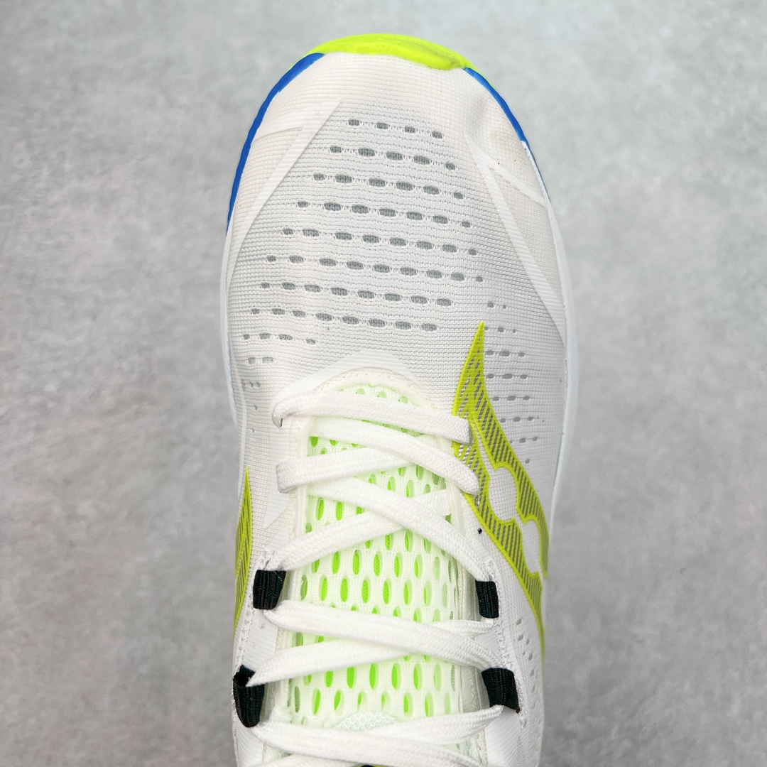 图片[4]-慢跑鞋中的劳斯莱斯 Saucony Endorphin Speed 索康尼啡速4代舒适织物低帮训练跑步鞋 尼龙板厚底竞速训练鞋 #原数据开发纸版楦型 #采用工学透气针织布鞋面材质 #内嵌3D环绕包裹缓震鞋垫 #外置镂空XT-900防滑橡胶大底❗️ #啡速属于减配版，推进力较为温和，尼龙板刚性也不强，驾驭门槛较低，适合进阶跑者日常训练及短距离比赛，适合精英跑者竞速训练。 #中底采用加厚的 PWRRUN PB缓震泡棉，有效减少触地带来的冲击力，能量回馈高达90%，缓震和回弹表现出色。S型飞翼尼龙板结合快速滚动科技，提供推进力的同时，还加强了稳定支撑保护，前后掌过渡也更加流畅。 尺码：40 40.5 41 42 42.5 43 44 44.5 45 女鞋后续待出-选品中心