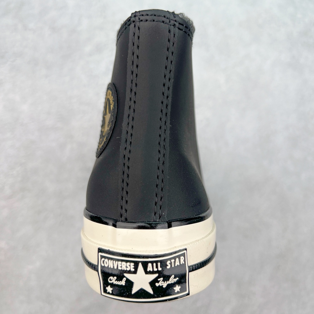 图片[8]-Converse Chuck 1970S 加毛款 鞋面采用防水皮革面搭配金色鞋眼扣和毛绒内衬 双倍温暖加持 寒冷瞬时\\\”解冻″ 经典70s外观点缀精致复古金标 颜色：黑皮金扣加毛 货号：A12444C 颜色：米黄金扣加毛 货号：A12443C 尺码：35 36 36.5 37 37.5 38 39 39.5 40 41 41.5 42 42.5 43 44-选品中心