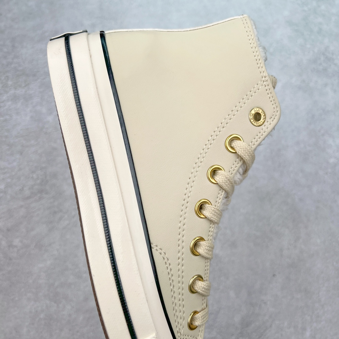 图片[6]-Converse Chuck 1970S 加毛款 鞋面采用防水皮革面搭配金色鞋眼扣和毛绒内衬 双倍温暖加持 寒冷瞬时\\\”解冻″ 经典70s外观点缀精致复古金标 颜色：黑皮金扣加毛 货号：A12444C 颜色：米黄金扣加毛 货号：A12443C 尺码：35 36 36.5 37 37.5 38 39 39.5 40 41 41.5 42 42.5 43 44-选品中心