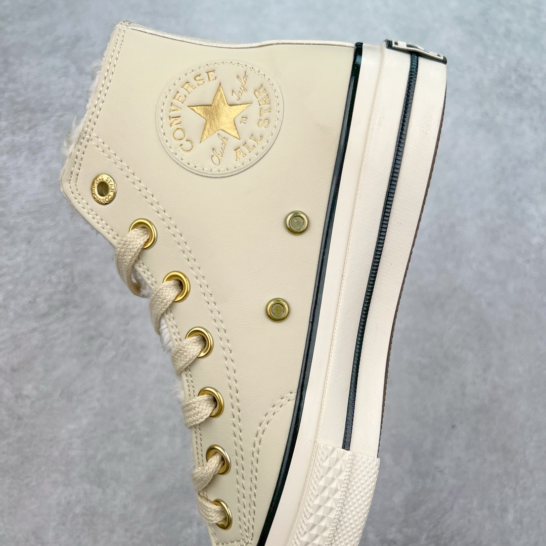 图片[7]-Converse Chuck 1970S 加毛款 鞋面采用防水皮革面搭配金色鞋眼扣和毛绒内衬 双倍温暖加持 寒冷瞬时\\\”解冻″ 经典70s外观点缀精致复古金标 颜色：黑皮金扣加毛 货号：A12444C 颜色：米黄金扣加毛 货号：A12443C 尺码：35 36 36.5 37 37.5 38 39 39.5 40 41 41.5 42 42.5 43 44-选品中心