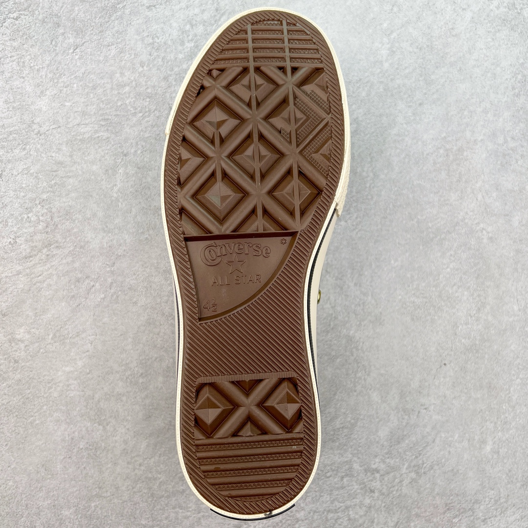 图片[9]-Converse Chuck 1970S 加毛款 鞋面采用防水皮革面搭配金色鞋眼扣和毛绒内衬 双倍温暖加持 寒冷瞬时\\\”解冻″ 经典70s外观点缀精致复古金标 颜色：黑皮金扣加毛 货号：A12444C 颜色：米黄金扣加毛 货号：A12443C 尺码：35 36 36.5 37 37.5 38 39 39.5 40 41 41.5 42 42.5 43 44-选品中心