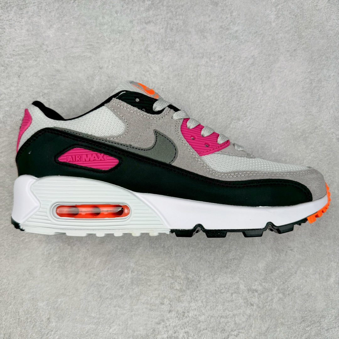 ＃MX版 NK Air MAX 90 气垫复古减震跑步鞋 FN6968-003 经典重温 独家陆续补货 外单专供大厂出品 品质稳定 一百余色 终端操作 Air Max 90于1990年推出 来自Air Max系列 在Air Max 1的基础上改进而得 增加了气垫面积 外型上也更为流线 最特別的就是加入了菱纹塑胶嵌板 为Air Max 90增添了许多潮流气息 皮革鞋面 造就出色耐穿性和支撑力 Max Air缓震配置搭配泡棉中底 令Air Max 90轻盈而舒适 华夫格橡胶外底 铸就Air Max 90非凡的抓地力 而Air Max 90不仅是一双跑鞋 它成功跨越了时间的演进 成为了球鞋文化与潮流圈中最熟为人知的鞋款之一 尺码：36 36.5 37.5 38 38.5 39 40 40.5 41 42 42.5 43 44 44.5 45-选品中心