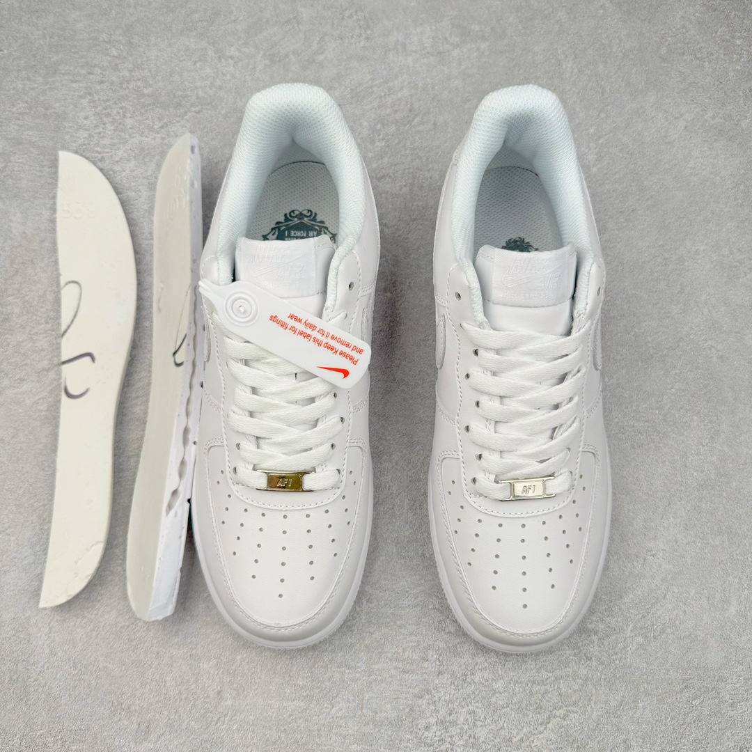 图片[2]-＃跑量神器 TG版本 NK Air Force 1 07 空军一号经典低帮板鞋 全白315122-111 全网最具性价比版本没有之一 2022全新楦头鞋型 鱼鳞大底 历时开发三个月 清洁度完美 二维码鞋标 内置芯片及solo气垫 大底高度及其弧度依照正品 钢印 logo刺绣 鞋口弧度 鞋头长度 鞋面冲孔 鞋垫背胶及钢印 完美鞋型对比正品 每一处都是细节满满 尺码：35.5 36 36.5 37.5 38 38.5 39 40 40.5 41 42 42.5 43 44 44.5 45-选品中心