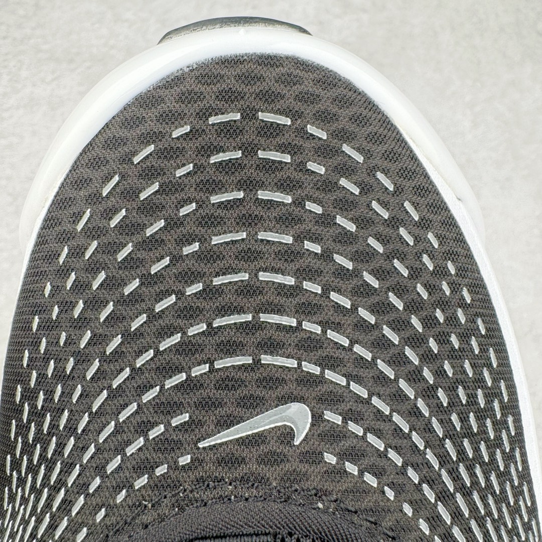 图片[15]-＃Lw纯原 NK Air Max Dn 网布舒适时尚耐磨透气低帮生活气垫休闲鞋 黑白 货号：DV3337-003 鞋面将延续 Air Max 家族的流线型设计 采用纺织布料打造 鞋底则搭载了全新的DynamicAir技术 由双气室和四根管状Nike Air气囊结构组成 鞋身整体以黑色为主色调 搭配橄榄绿色细节点缀 最大的亮点是侧面带有醒目的\\\”Supreme\\\”字样 彰显特殊的联名身份 尺码：36 36.5 37.5 38 38.5 39 40 40.5 41 42 42.5 43 44 44.5 45-选品中心