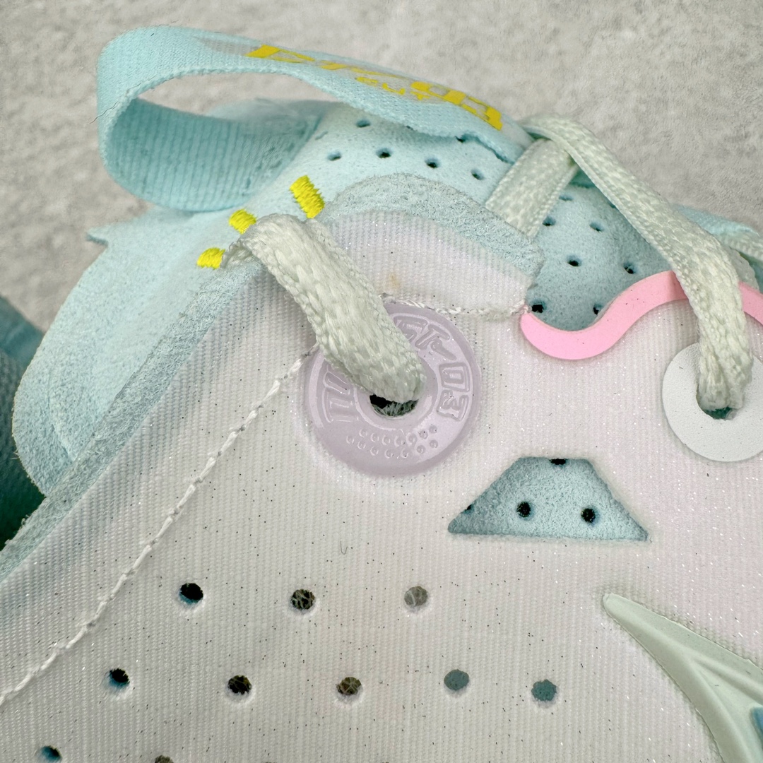 图片[16]-＃灭世/Max NK Air Zoom G.T.Cut 3 EP 实战系列篮球鞋 HF5445-141 全新GT Cut 3.0 全掌搭载了 ZoomX 泡棉 使得整双鞋在缓震表现上可谓相当优秀 拥有着顶级科技配置的同时 颜值设计也非常可观 整体鞋型仍然保留了前低后高的设计 G.T. Cut 传统的突进极速突破的感觉 鞋头麂皮材质和 NK Flywire 飞线工艺 相对来说包裹感更好了 必备的TPU 支撑片 两侧 Swoosh 的透气孔设计 起到散热透气的作用 鞋舌采用类似跑鞋的半开叉式设计 搭配鞋带既可以提升包裹感 又降低了运动中鞋舌乱跑的可能性 鞋子内里填充相当厚实 避免掉跟 尺码：39 40 40.5 41 42 42.5 43 44 44.5 45 46-选品中心