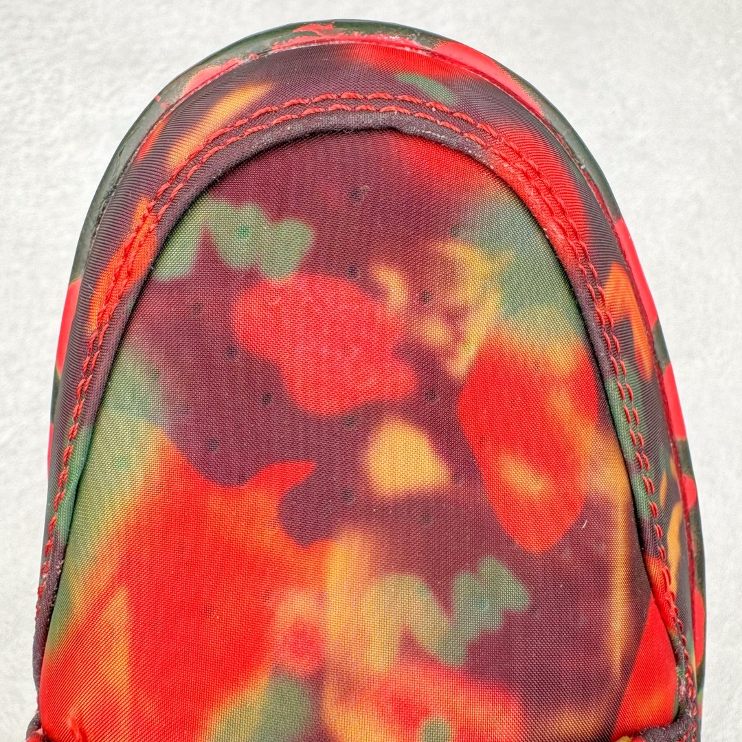 图片[14]-＃S2纯原 The Wizard of Oz x NK SB Dunk Low 联名绿野仙踪红色花卉撕撕乐 FZ1291-600 独家原厂航空铝磨具打磨大底 鞋头坡度极致还原 原盒原配 圈内天花板工艺 原厂冲刀 超高清洁度 全鞋零毛边皮料切割 全套原楦原模倾力打造完美版型 采用原厂百宏鞋带以及原厂百宏织唛舌标 内标可供原厂几率过验 原厂中底布黄色点胶 原厂中底布拉帮走线遵循公司‼️尺码：36 36.5 37.5 38 38.5 39 40 40.5 41 42 42.5 43 44 44.5 45 46 47.5-选品中心