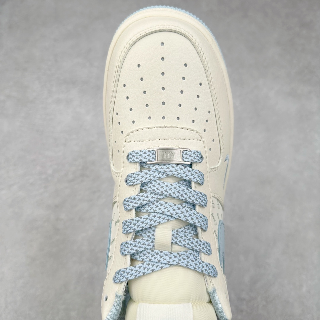 图片[4]-NK Air Force 1´07 Low 空军一号低帮百搭休闲运动板鞋 XX3328-002 柔软、弹性十足的缓震性能和出色的中底设计 横跨复古与现代的外型结合 造就出风靡全球 三十多年的Force 1 直到今天还深受青睐 尺码：36 36.5 37.5 38 38.5 39 40 40.5 41 42 42.5 43 44 44.5 45-选品中心