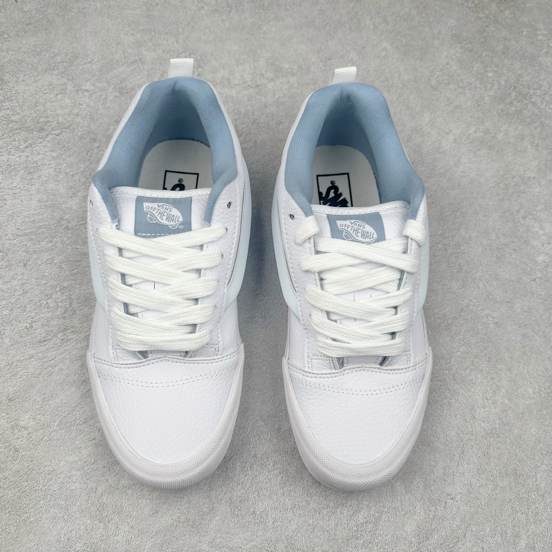 图片[2]-Vans Classics Knu Skool 范斯官方 荔枝纹全白皮面包鞋 Imran Potato与Vans联名超火的土豆鞋，复古经典，鞋头放大、包边上移加厚、鞋舌加厚。Vans Classics 经典支线土豆鞋 Knu Skool 是完美的平替版，是大众争相追捧的 “面包鞋” 尺码：35 36 36.5 37 38 38.5 39 40 40.5 41 42 42.5 43 44 44.5 45 工艺：硫化1：1（重量1：1、真标、原钢印、材质标、鞋型标、合格证）-选品中心