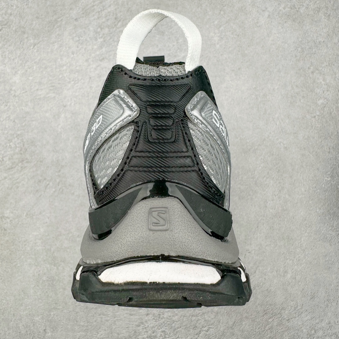图片[8]-SALOMON XA Pro 3D ADV 萨洛蒙潮流越野机能户外功能鞋 纯原外贸平台特供订单 耗时半年巨作 全套原纸板楦头开发 原厂特供网布配套加持 确保原汁原味 完美呈现版型 原档数据独家私模五层组合大底 原装Ortholite轻量化鞋垫 中底布带钢印编号 原厂TPU锁扣 进口港宝加持 后跟自然饱满 还原公司包裹性 鞋面采用SENSIFT贴合技术 全方位贴合包裹脚型 鞋跟部鞋底牵引设计 提供强大的抓地性能 更适应野外崎岖不平的道路 其3D ADVANCED CHASSIS底盘 材料轻量大化 钉齿设计更具稳定性 防护性 鞋底易磨损区运用CONTAGRIP高耐磨材料 应对城市硬质路面长距离跑考验 尺码：36 36.5 37.5 38 38.5 39 40 40.5 41 42 42.5 43 44 44.5 45 46.5-选品中心