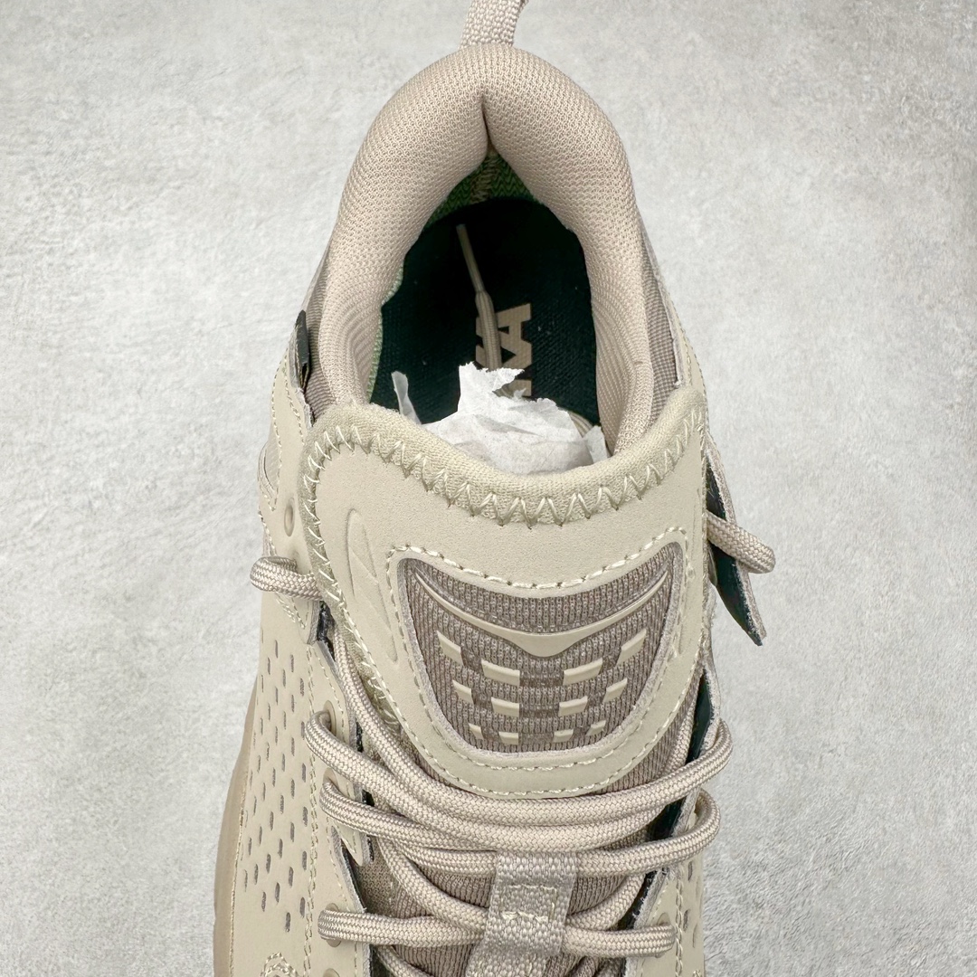图片[5]-＃C版 HOKA ONE ONE Tor Ultra Low Gore-Tex 托亚系列增强版低帮厚底轻量坦克户外登山运动鞋 HOKA ONE ONE 在去年异军突起，成为街头时尚圈中的新宠儿，品牌与时尚品牌 Engineered Garments 合作打造的联名 Tor Ultra Low 鞋款，更是设计与话题兼备的重磅之作，而本月 Hoka One One 又为这双超人气之作释出深蓝色、军绿色与黑色三款普通版配色。设计上依旧采用了具备透气性能的 eVent 物料制做鞋身，更搭配 Vibram 大底保留户外血脉，即使少了 Engineered Garments 的联名加持依旧十分出彩。尺码：36 36.5 37.5 38 38.5 39 40 40.5 41 42 42.5 43 44 44.5 45-选品中心