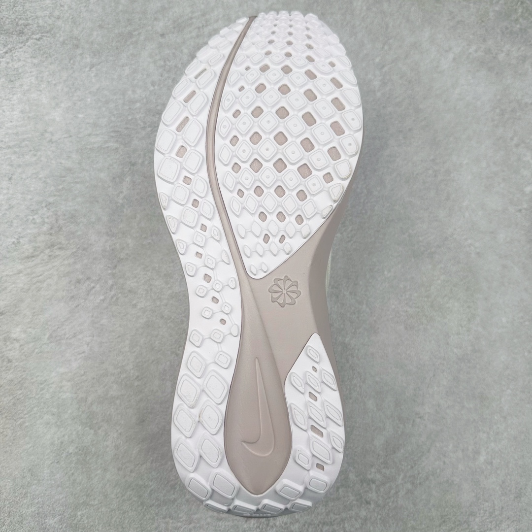 图片[9]-＃TG纯原 NK Zoom Pegasus 飞马41代马拉松系列网面透气缓震疾速跑鞋 FV9528-800 拥有 Zoom Air 一如既往的稳定感和流畅感 鞋面采用工程网眼设计 为特定高热区域营造出色透气性 进一步增加鞋面的穿孔数量 让足部能够快速散热 中足搭配 Flywire 飞线 在高速运动时营造舒适稳定的贴合感 内置Zoon气垫加持 动力十足 尺码：36 36.5 37.5 38 38.5 39 40 40.5 41 42 42.5 43 44 44.5 45-选品中心