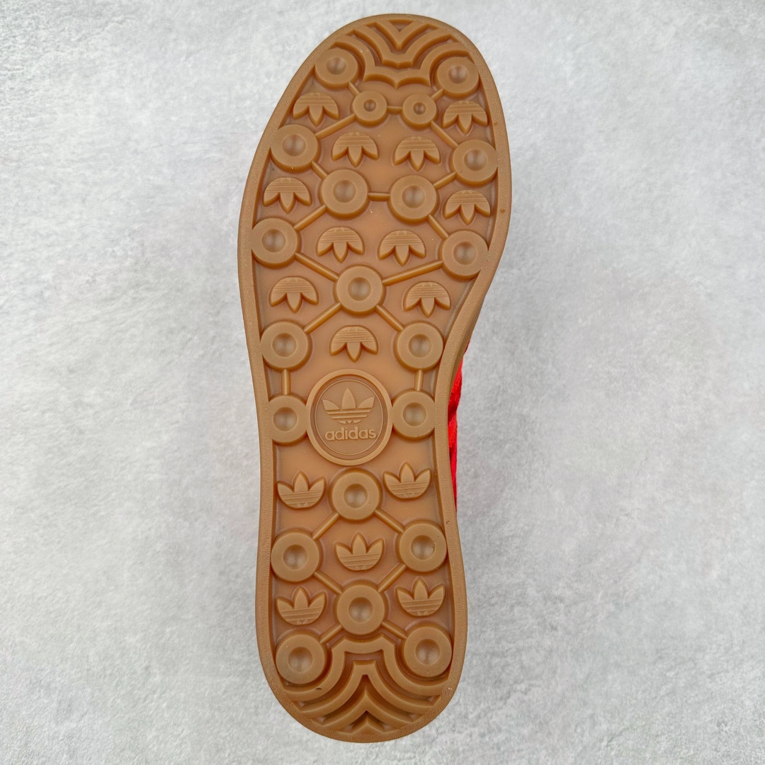 图片[9]-AD Originals Gazelle Bold W 羚羊松糕系列复古百搭厚底增高低帮休闲运动板鞋 IG4388 新的一年就要换新的打扮啦！除了设定变美、健身、减肥等目标外，你已经可以利用鞋子来“偷偷改善身材比例”的愿望了！ 因为有一句话。身高不够。鞋子来凑~赶快入手以下各大运动品牌最新推出的“厚底增高运动鞋”吧。 是最好穿最百搭的长腿神器。 重点是……不仅价格不错～鞋子也不错啊！Originals的Gazelle Bold鞋款打造出「超厚底版本」！延续流线鞋型、经典麂皮材质、白色三条线和侧面烫金标志的复古外型，奶油白鞋底高度直接乘3，出门搭上它，保证一路步步高升。尺码：36 36.5 37 38 38.5 39 40 40.5 41 42-选品中心