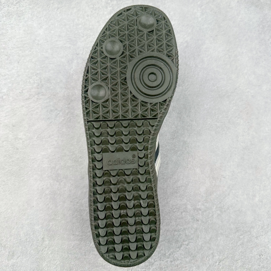 图片[9]-AD Original Samba OG 复古经典轻便板鞋 JI3934 这款桑巴鞋展示了高质量的工艺 带有装饰的超锁缝制和无缝的手感 柔软、柔软的皮革造型和标志性的3条纹完成了精致的外观 正规合身鞋带 鞋面上有绒面鞋垫 橡胶鞋底 享受正畸套筒软感 自50年代首次亮相以来就一直在赢得粉丝的青睐 尺码：36 36.5 37.5 38 38.5 39 40 40.5 41 42 42.5 43 44 44.5 45-选品中心