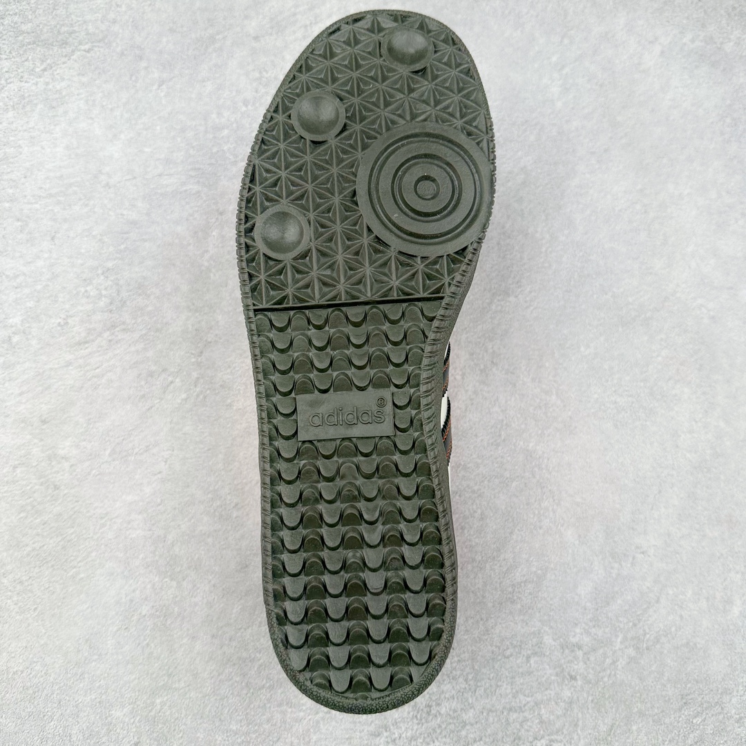 图片[9]-AD Original Samba OG 复古经典轻便板鞋 JI3935 这款桑巴鞋展示了高质量的工艺 带有装饰的超锁缝制和无缝的手感 柔软、柔软的皮革造型和标志性的3条纹完成了精致的外观 正规合身鞋带 鞋面上有绒面鞋垫 橡胶鞋底 享受正畸套筒软感 自50年代首次亮相以来就一直在赢得粉丝的青睐 尺码：36 36.5 37.5 38 38.5 39 40 40.5 41 42 42.5 43 44 44.5 45-选品中心