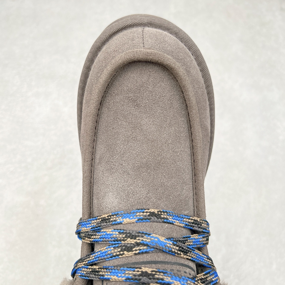 图片[4]-＃K版 UGG 3954经典秋冬羊皮毛一体雪地靴 私人订单价格匠心定位 桑坡八年大厂直供 拒绝高利润 区别杀猪版本 隆丰A级澳洲进口羊皮毛一体 完全遵循ZP工艺流程 代工厂原厂版师 秉承无原鞋不开发选择 注重每一处细节 市面最正版型 TREADLITE\\\”轻翼\\\”科技外底 轻便/耐用/柔韧/桩型【售后郑重承诺】一个月内若出现重大脱胶/断底等质量问题 直接为您换新 翻毛皮鞋面 细腻亲肤再生聚酯纤维滚边 舒适易打理 保暖性佳 UGG plush™ 里衬和内底 茸软亲肤 舒适暖足 经典鞋型搭配轻盈厚底 稳稳拿捏秋冬出街时髦造型 Treadlite by UGG 轻翼大底 轻盈缓震 为双足减负 舒适轻便 助你轻松畅玩整天 尺码：35 36 37 38 39 40-选品中心