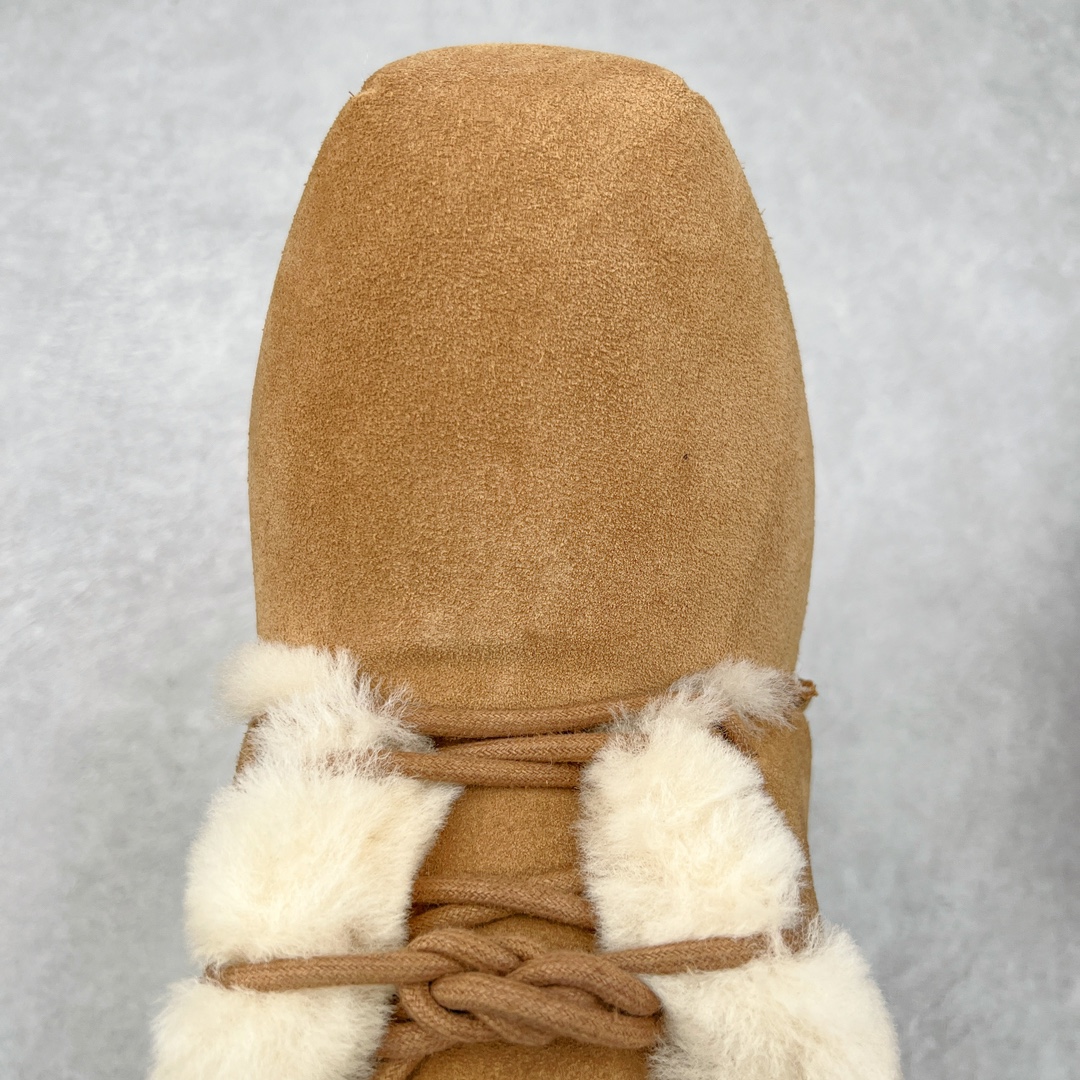 图片[4]-＃K版 UGG 8261经典秋冬羊皮毛一体雪地靴 私人订单价格匠心定位 桑坡八年大厂直供 拒绝高利润 区别杀猪版本 隆丰A级澳洲进口羊皮毛一体 完全遵循ZP工艺流程 代工厂原厂版师 秉承无原鞋不开发选择 注重每一处细节 市面最正版型 TREADLITE\\\”轻翼\\\”科技外底 轻便/耐用/柔韧/桩型【售后郑重承诺】一个月内若出现重大脱胶/断底等质量问题 直接为您换新 翻毛皮鞋面 细腻亲肤再生聚酯纤维滚边 舒适易打理 保暖性佳 UGG plush™ 里衬和内底 茸软亲肤 舒适暖足 经典鞋型搭配轻盈厚底 稳稳拿捏秋冬出街时髦造型 Treadlite by UGG 轻翼大底 轻盈缓震 为双足减负 舒适轻便 助你轻松畅玩整天 尺码：35 36 37 38 39 40-选品中心