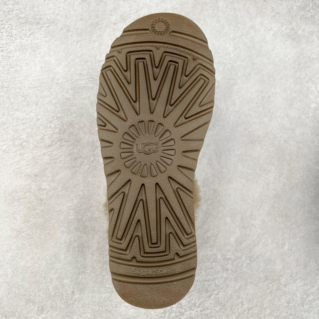 图片[9]-＃K版 UGG 5851经典秋冬羊皮毛一体雪地靴 私人订单价格匠心定位 桑坡八年大厂直供 拒绝高利润 区别杀猪版本 隆丰A级澳洲进口羊皮毛一体 完全遵循ZP工艺流程 代工厂原厂版师 秉承无原鞋不开发选择 注重每一处细节 市面最正版型 TREADLITE\\\”轻翼\\\”科技外底 轻便/耐用/柔韧/桩型【售后郑重承诺】一个月内若出现重大脱胶/断底等质量问题 直接为您换新 翻毛皮鞋面 细腻亲肤再生聚酯纤维滚边 舒适易打理 保暖性佳 UGG plush™ 里衬和内底 茸软亲肤 舒适暖足 经典鞋型搭配轻盈厚底 稳稳拿捏秋冬出街时髦造型 Treadlite by UGG 轻翼大底 轻盈缓震 为双足减负 舒适轻便 助你轻松畅玩整天 尺码：35 36 37 38 39 40-选品中心