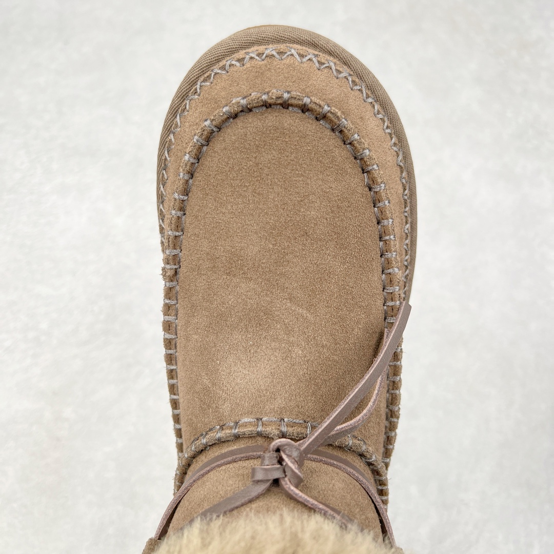 图片[4]-＃K版 UGG 5851经典秋冬羊皮毛一体雪地靴 私人订单价格匠心定位 桑坡八年大厂直供 拒绝高利润 区别杀猪版本 隆丰A级澳洲进口羊皮毛一体 完全遵循ZP工艺流程 代工厂原厂版师 秉承无原鞋不开发选择 注重每一处细节 市面最正版型 TREADLITE\\\”轻翼\\\”科技外底 轻便/耐用/柔韧/桩型【售后郑重承诺】一个月内若出现重大脱胶/断底等质量问题 直接为您换新 翻毛皮鞋面 细腻亲肤再生聚酯纤维滚边 舒适易打理 保暖性佳 UGG plush™ 里衬和内底 茸软亲肤 舒适暖足 经典鞋型搭配轻盈厚底 稳稳拿捏秋冬出街时髦造型 Treadlite by UGG 轻翼大底 轻盈缓震 为双足减负 舒适轻便 助你轻松畅玩整天 尺码：35 36 37 38 39 40-选品中心