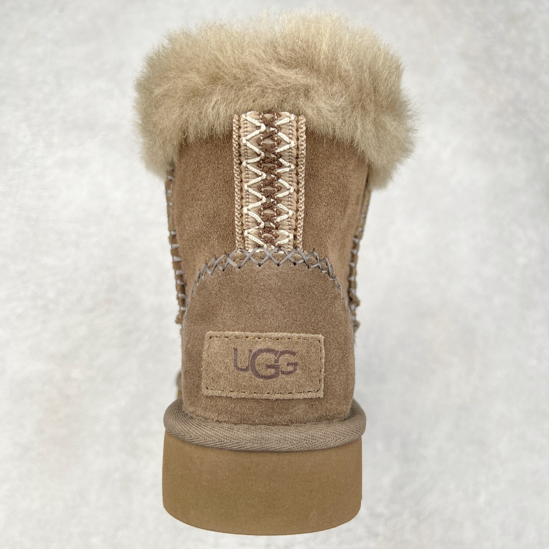 图片[8]-＃K版 UGG 5851经典秋冬羊皮毛一体雪地靴 私人订单价格匠心定位 桑坡八年大厂直供 拒绝高利润 区别杀猪版本 隆丰A级澳洲进口羊皮毛一体 完全遵循ZP工艺流程 代工厂原厂版师 秉承无原鞋不开发选择 注重每一处细节 市面最正版型 TREADLITE\\\”轻翼\\\”科技外底 轻便/耐用/柔韧/桩型【售后郑重承诺】一个月内若出现重大脱胶/断底等质量问题 直接为您换新 翻毛皮鞋面 细腻亲肤再生聚酯纤维滚边 舒适易打理 保暖性佳 UGG plush™ 里衬和内底 茸软亲肤 舒适暖足 经典鞋型搭配轻盈厚底 稳稳拿捏秋冬出街时髦造型 Treadlite by UGG 轻翼大底 轻盈缓震 为双足减负 舒适轻便 助你轻松畅玩整天 尺码：35 36 37 38 39 40-选品中心