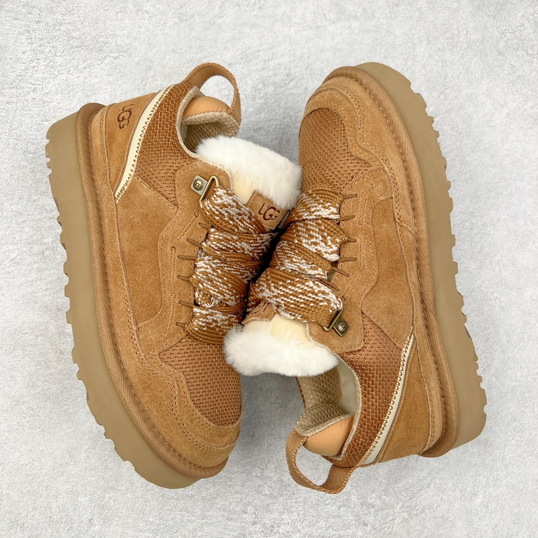 图片[3]-＃K版 UGG 4032经典秋冬羊皮毛一体雪地靴 私人订单价格匠心定位 桑坡八年大厂直供 拒绝高利润 区别杀猪版本 隆丰A级澳洲进口羊皮毛一体 完全遵循ZP工艺流程 代工厂原厂版师 秉承无原鞋不开发选择 注重每一处细节 市面最正版型 TREADLITE\\\”轻翼\\\”科技外底 轻便/耐用/柔韧/桩型【售后郑重承诺】一个月内若出现重大脱胶/断底等质量问题 直接为您换新 翻毛皮鞋面 细腻亲肤再生聚酯纤维滚边 舒适易打理 保暖性佳 UGG plush™ 里衬和内底 茸软亲肤 舒适暖足 经典鞋型搭配轻盈厚底 稳稳拿捏秋冬出街时髦造型 Treadlite by UGG 轻翼大底 轻盈缓震 为双足减负 舒适轻便 助你轻松畅玩整天 尺码：35 36 37 38 39 40-选品中心