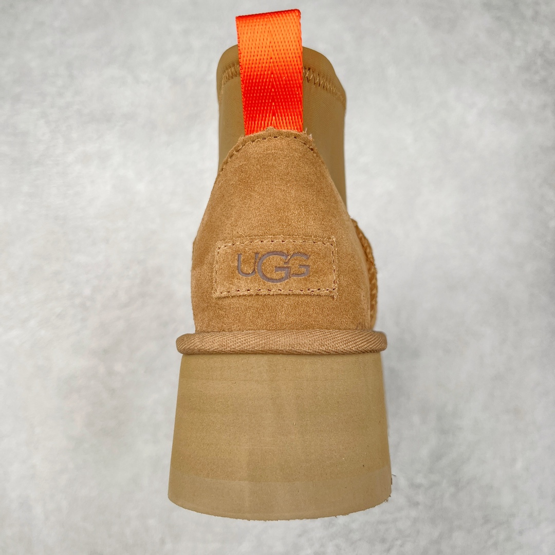 图片[8]-＃K版 UGG 8170经典秋冬羊皮毛一体雪地靴 私人订单价格匠心定位 桑坡八年大厂直供 拒绝高利润 区别杀猪版本 隆丰A级澳洲进口羊皮毛一体 完全遵循ZP工艺流程 代工厂原厂版师 秉承无原鞋不开发选择 注重每一处细节 市面最正版型 TREADLITE\\\”轻翼\\\”科技外底 轻便/耐用/柔韧/桩型【售后郑重承诺】一个月内若出现重大脱胶/断底等质量问题 直接为您换新 翻毛皮鞋面 细腻亲肤再生聚酯纤维滚边 舒适易打理 保暖性佳 UGG plush™ 里衬和内底 茸软亲肤 舒适暖足 经典鞋型搭配轻盈厚底 稳稳拿捏秋冬出街时髦造型 Treadlite by UGG 轻翼大底 轻盈缓震 为双足减负 舒适轻便 助你轻松畅玩整天 尺码：35 36 37 38 39 40-选品中心