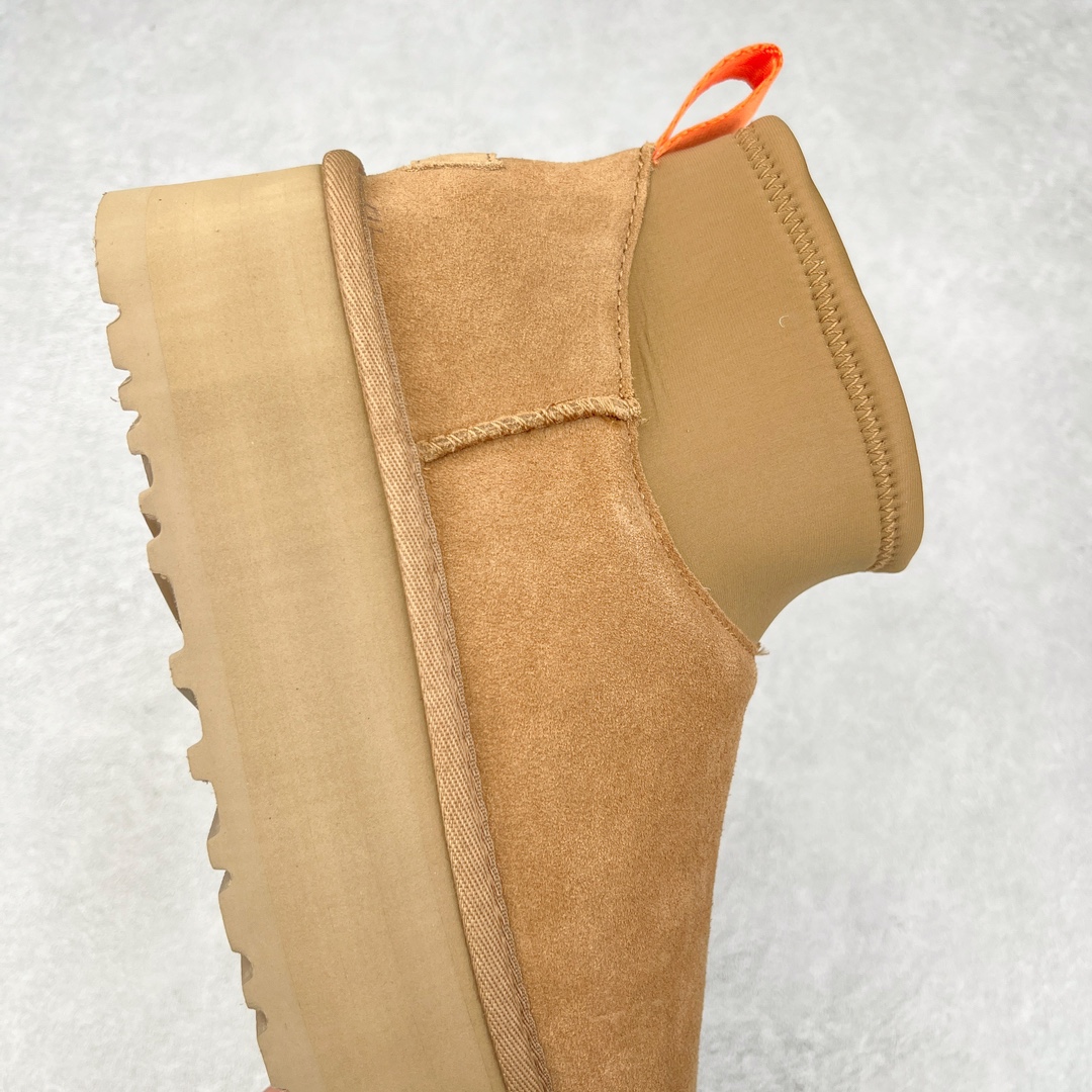 图片[6]-＃K版 UGG 8170经典秋冬羊皮毛一体雪地靴 私人订单价格匠心定位 桑坡八年大厂直供 拒绝高利润 区别杀猪版本 隆丰A级澳洲进口羊皮毛一体 完全遵循ZP工艺流程 代工厂原厂版师 秉承无原鞋不开发选择 注重每一处细节 市面最正版型 TREADLITE\\\”轻翼\\\”科技外底 轻便/耐用/柔韧/桩型【售后郑重承诺】一个月内若出现重大脱胶/断底等质量问题 直接为您换新 翻毛皮鞋面 细腻亲肤再生聚酯纤维滚边 舒适易打理 保暖性佳 UGG plush™ 里衬和内底 茸软亲肤 舒适暖足 经典鞋型搭配轻盈厚底 稳稳拿捏秋冬出街时髦造型 Treadlite by UGG 轻翼大底 轻盈缓震 为双足减负 舒适轻便 助你轻松畅玩整天 尺码：35 36 37 38 39 40-选品中心