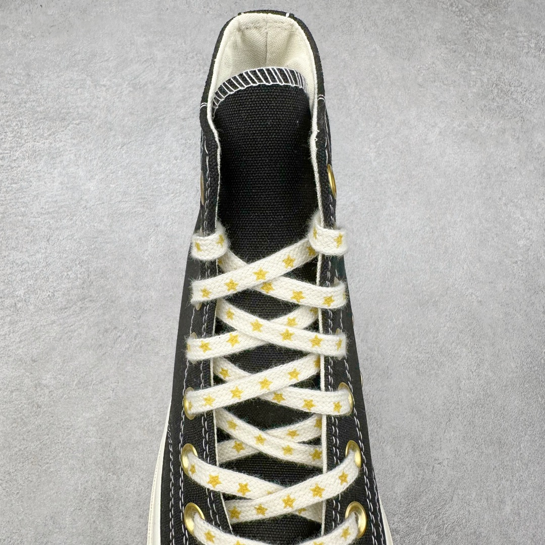 图片[5]-Converse Chuck 1970s 星星鞋🌟 匡威官方新款 经典70s鞋身搭配金色星星元素鞋带 后跟星星印花点缀与之相呼应 鞋带孔和内侧立体Logo的金色描边显得很高级 经典百搭 货号：A12462C 黑色 货号：A12463C 酒红 尺码：35 36 36.5 37 37.5 38 39 39.5 40 41 41.5 42 42.5 43 44-选品中心