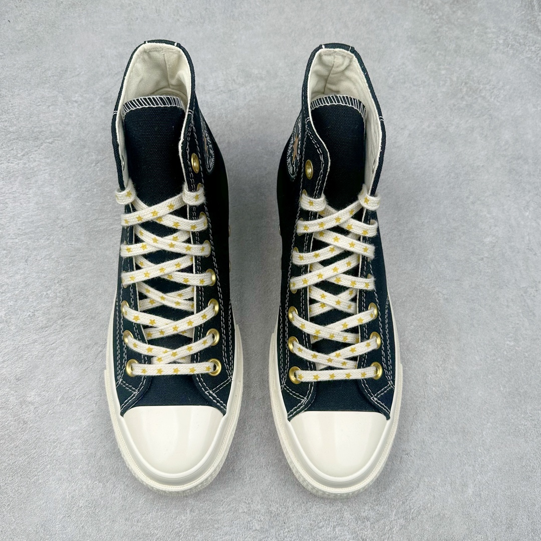 图片[2]-Converse Chuck 1970s 星星鞋🌟 匡威官方新款 经典70s鞋身搭配金色星星元素鞋带 后跟星星印花点缀与之相呼应 鞋带孔和内侧立体Logo的金色描边显得很高级 经典百搭 货号：A12462C 黑色 货号：A12463C 酒红 尺码：35 36 36.5 37 37.5 38 39 39.5 40 41 41.5 42 42.5 43 44-选品中心
