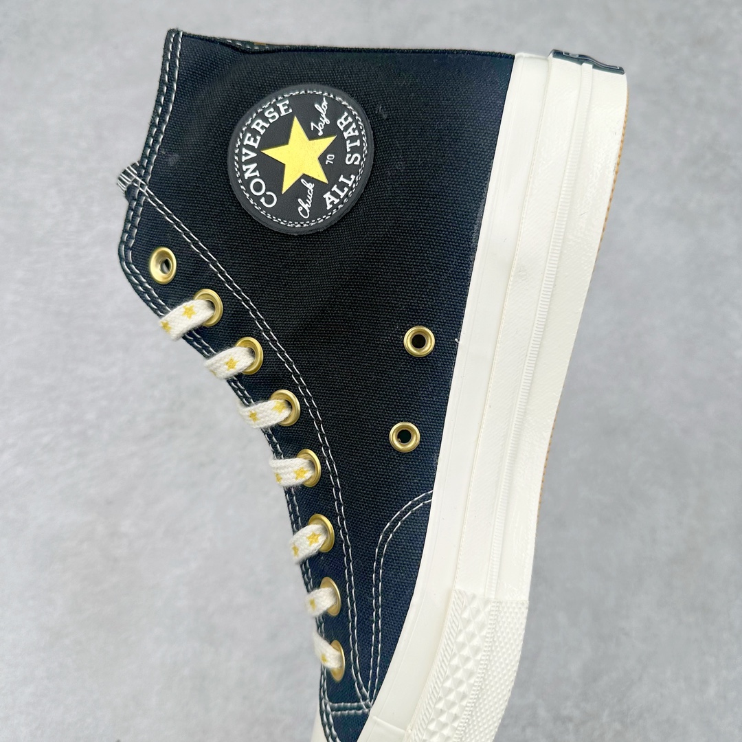 图片[7]-Converse Chuck 1970s 星星鞋🌟 匡威官方新款 经典70s鞋身搭配金色星星元素鞋带 后跟星星印花点缀与之相呼应 鞋带孔和内侧立体Logo的金色描边显得很高级 经典百搭 货号：A12462C 黑色 货号：A12463C 酒红 尺码：35 36 36.5 37 37.5 38 39 39.5 40 41 41.5 42 42.5 43 44-选品中心