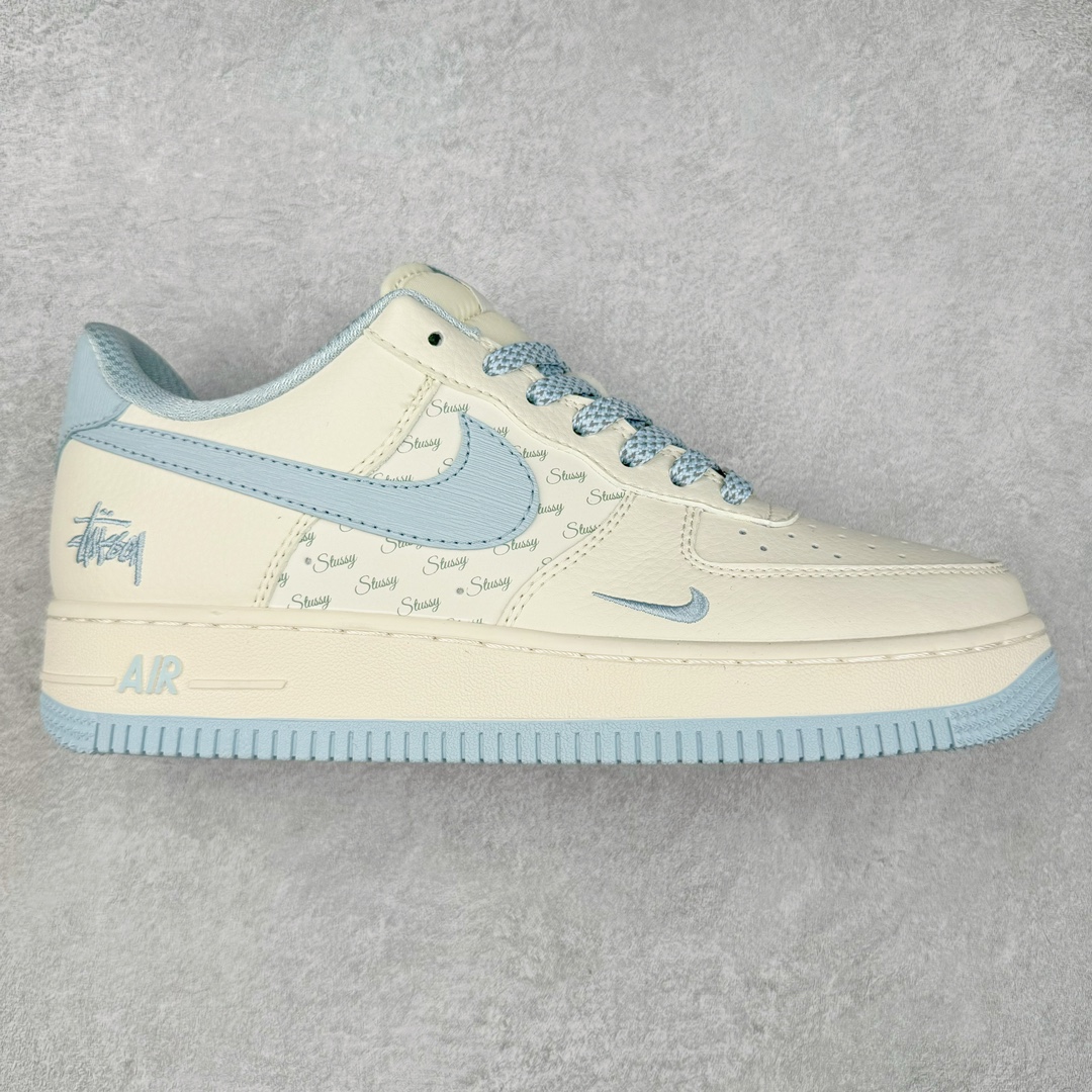 NK Air Force 1´07 Low 空军一号低帮百搭休闲运动板鞋 XX3328-002 柔软、弹性十足的缓震性能和出色的中底设计 横跨复古与现代的外型结合 造就出风靡全球 三十多年的Force 1 直到今天还深受青睐 尺码:36 36.5 37.5 38 38.5 39 40 40.5 41 42 42.5 43 44 44.5 45-选品中心