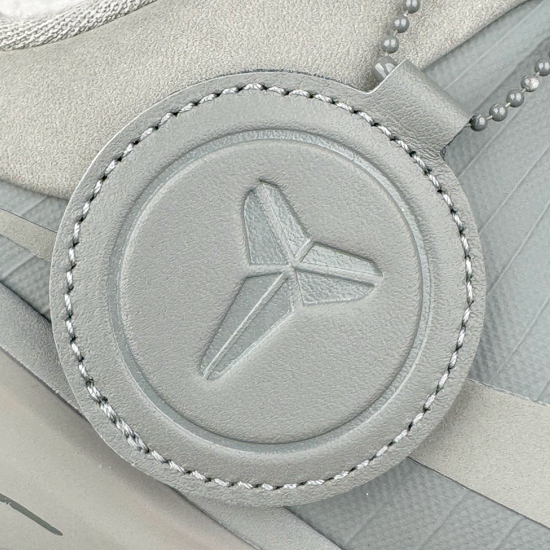 图片[20]-＃GX纯原 NK Zoom Kobe 4 科比四代 FTB 深灰 869450-005 完美复刻公司货 Phylon泡棉中底 后跟搭载Air Zoom马蹄气垫 真正的原汁原味 还原ZP脚感 全身鞋材卡料色独家定制 唯一正确鞋身反光效果 原厂压印工艺 立体感十足 内置全真动态飞线 独立原厂模具 首批不拼图大几率过验 亲测已过 支持各种高强度实战 无需担心 补货周期极长 脚宽建议买大半码 科比系列前掌偏窄 支持七天无理由退换 尺码： 40 40.5 41 42 42.5 43 44 44.5 45 46 47.5 48.5 49.5 50.5-选品中心