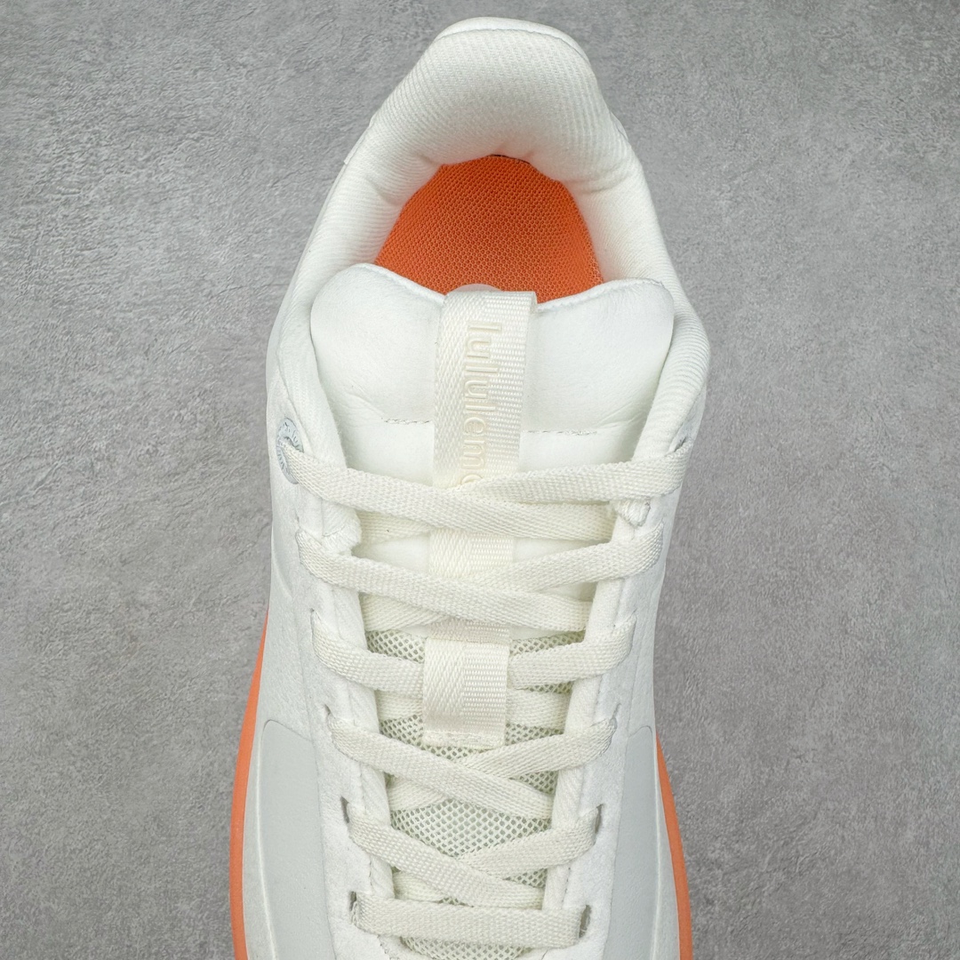 图片[5]-＃PB纯原 lululemon Cityverse 露露乐檬极简主义减震耐磨低帮生活休闲鞋 Cityverse将运动性能融入经典休闲鞋中，中底提供出色缓震，并贴合足部曲线，带来全天候的舒适感。鞋面采用两种材质拼接，且前半部分采用热熔压胶处理，无任何缝线，保留了鞋身整体性。模制泡沫的鞋垫带来上乘的脚感，在平日休闲穿着时不会磨脚，也能提供轻质软弹的效果。25年来，lululemon一直秉持“感受为先”的设计理念，并相信更好的感受带来更好的表现。此次男鞋的设计亦是如此。投入多年研究，针对男性在不同运动场景中的脚步形态设计了不同鞋履款式。同时，还进行了生物力学与形态学研究，为“他”带来更好的贴合度和感受。尺码：36 36.5 37.5 38 38.5 39 40 40.5 41 42 42.5 43 44-选品中心