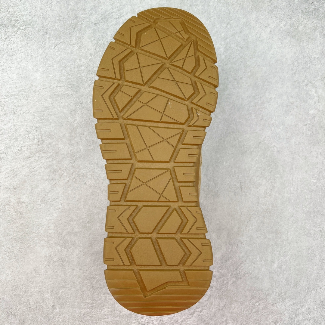 图片[9]-UGG 2024秋冬新品 秋冬必备（内里加绒保暖🔥）时尚休闲马丁靴雪地靴系列 #代购专供品质 面料采用进口头层牛皮材质 鞋内里采用🔥毛茸一体内里保暖锁热。外置防滑橡胶大底 系带设计 穿脱十分方便 采用TPU模压定型真皮鞋面材质#科技外底防滑,耐磨性和良好的弹性！美国轻奢品牌【UGG】 Tasman Weather Hybrid 塔斯曼混合系列户外中帮休闲马丁靴雪地靴 尺码：39-44-选品中心