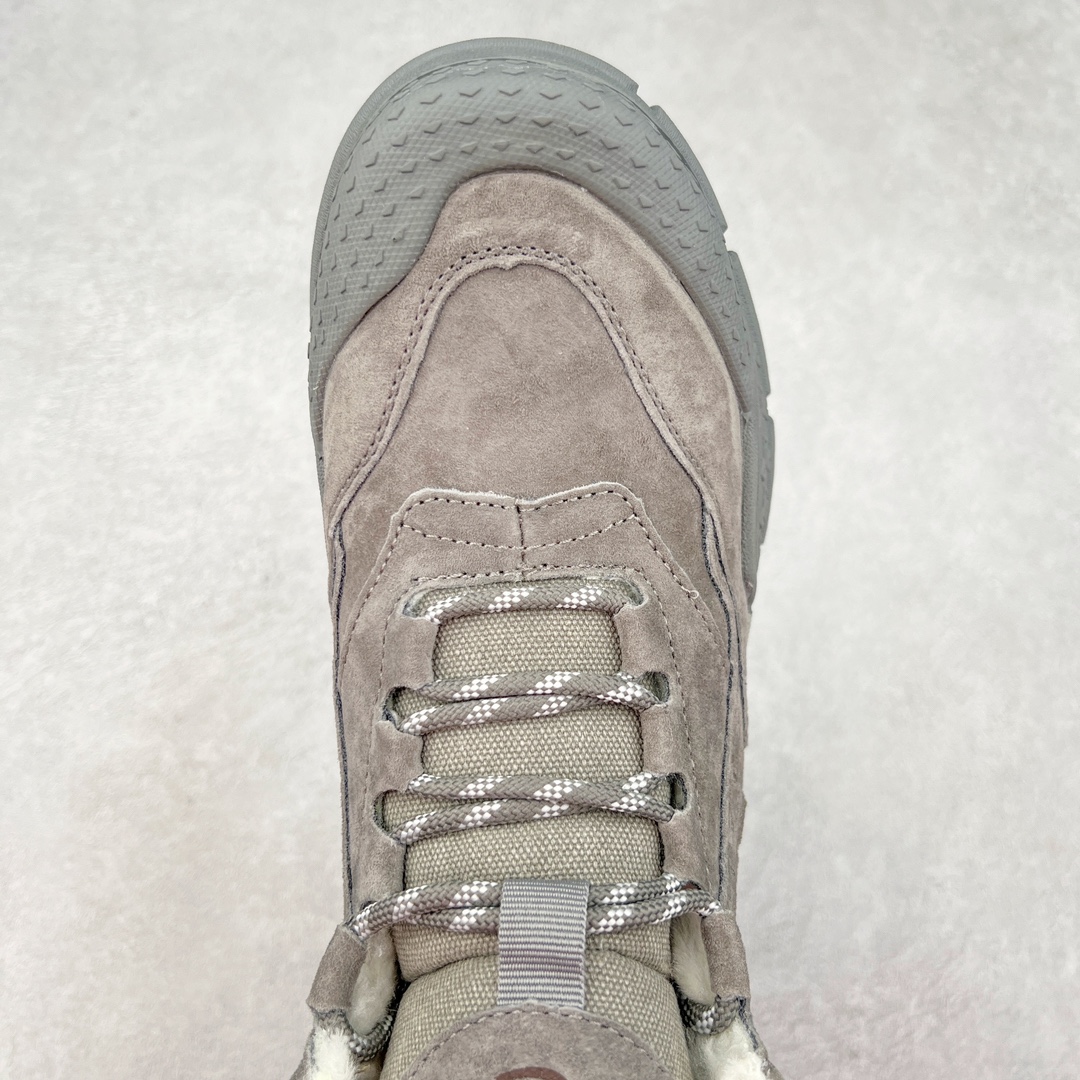 图片[4]-UGG 2024秋冬新品 秋冬必备（内里加绒保暖🔥）时尚休闲马丁靴雪地靴系列 #代购专供品质 面料采用进口头层牛皮材质 鞋内里采用🔥毛茸一体内里保暖锁热。外置防滑橡胶大底 系带设计 穿脱十分方便 采用TPU模压定型真皮鞋面材质#科技外底防滑,耐磨性和良好的弹性！美国轻奢品牌【UGG】 Tasman Weather Hybrid 塔斯曼混合系列户外中帮休闲马丁靴雪地靴 尺码：39-44-选品中心