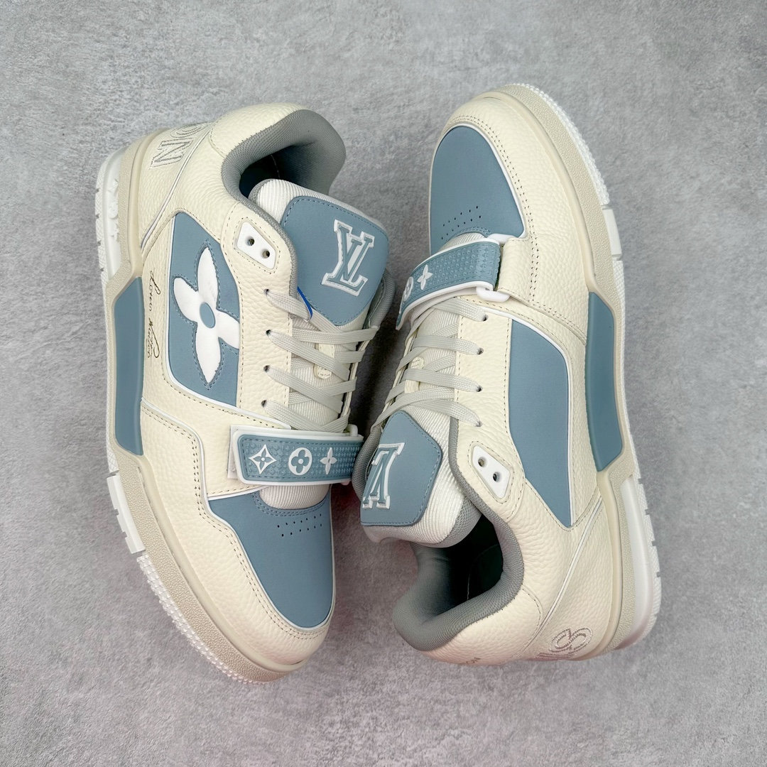 图片[3]-Louis Vuitton Trainer lv时装走秀运动鞋 高尔夫系列 全网最全配色更新最快 最成熟的做工稳定的品控 完美鞋型超高的清洁度 零毛边线头瑕疵 全套原楦原纸版原鞋开模 全网最具灵魂的版型 正确原装黄色鞋盒 正确中底印花 鞋面印花3D高频深度立体 全鞋电脑针车 紧密相连 针距密度一致 环保乳胶注塑鞋垫 厚度脚感还原原版 皮面裁剪部位 统一油边封口工艺 原装橡胶大底含胶量大底组合零偏差 专柜全套包装 防尘袋 说明书 质保卡 男女鞋 尺码：35 36 37 38 39 40 41 42 43 44 45-选品中心