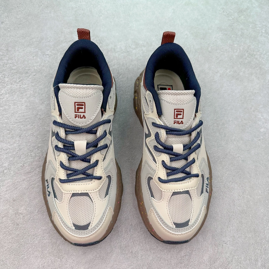 图片[2]-FILA FUSION Fluid 斐乐摩登潮牌防滑耐磨轻便运动鞋 FUSION 系列传承了 FILA 的百年基因，融入年轻运动及潮流文化，成为引领变革、创新突破的一代。以“1+N” 的跨界合作模式重现经典的同时创造经典。带来最出其不意的跨界合作惊喜。同时，FILAFUSION把FILA 的 DNA 融入到定制体验里，你可以随心制造厲于你的产品。FILA FUSION 的鞋家族涵盖了老爹鞋、跑步鞋、网球鞋、季节款。风格复古新潮，满足了时尚人士出行及各类运动的搭配需求，成为当下年轻人筷拥的鞋类品牌之一。FILA FUSION 走进年轻人的世界，通过年轻人运动，街舞，滑板，篮球，展现 FILA FUSION 的潮流态度和年轻文化。FILA FUSION 认为末来属于引领变革、创新突破的年轻一代，让我们一起构成 FILA 未来的蓝图吧！尺码：35.5 36 36.5 37.5 38 38.5 39 40 40.5 41 42 42.5 43 44 44.5 45 45.5-选品中心