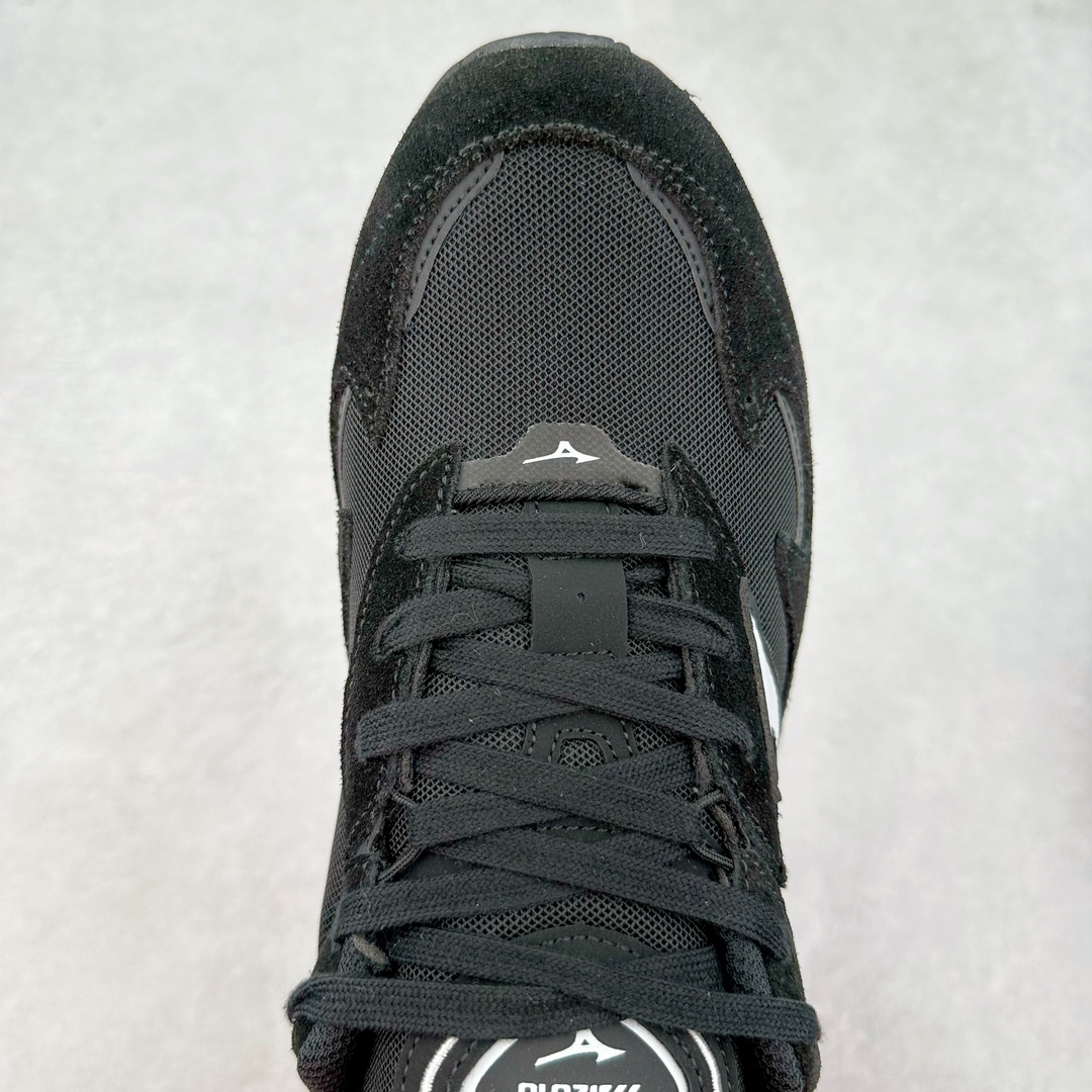 图片[4]-Mizuno 美津浓 Wave Rider Beta 复古时尚休闲舒适减震运动跑步鞋 美津浓WAVE机械缓震 可以说是机械缓震跑鞋科技的翘楚 有着非凡的适应性，有着充分而持久的缓震能力和轻量化设计，是一双可以陪伴我们日常训练甚至是半马比赛的跑鞋，无论是“跑步初哥”还是“精英老鸟”，只要不是比较夸张的大体重人群，都可以穿着WAVE RIDER 来跑步。如果你不知道跑步穿什么鞋，不知道给别人推荐什么鞋，那么选“美津浓 WAVE RIDER”总是没错的 尺码：36 36.5 37.5 38 38.5 39 40 40.5 41 42 42.5 43 44 44.5 45-选品中心