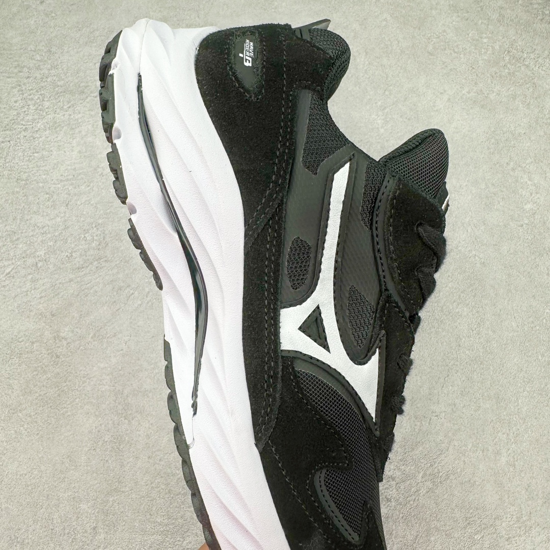 图片[6]-Mizuno 美津浓 Wave Rider Beta 复古时尚休闲舒适减震运动跑步鞋 美津浓WAVE机械缓震 可以说是机械缓震跑鞋科技的翘楚 有着非凡的适应性，有着充分而持久的缓震能力和轻量化设计，是一双可以陪伴我们日常训练甚至是半马比赛的跑鞋，无论是“跑步初哥”还是“精英老鸟”，只要不是比较夸张的大体重人群，都可以穿着WAVE RIDER 来跑步。如果你不知道跑步穿什么鞋，不知道给别人推荐什么鞋，那么选“美津浓 WAVE RIDER”总是没错的 尺码：36 36.5 37.5 38 38.5 39 40 40.5 41 42 42.5 43 44 44.5 45-选品中心