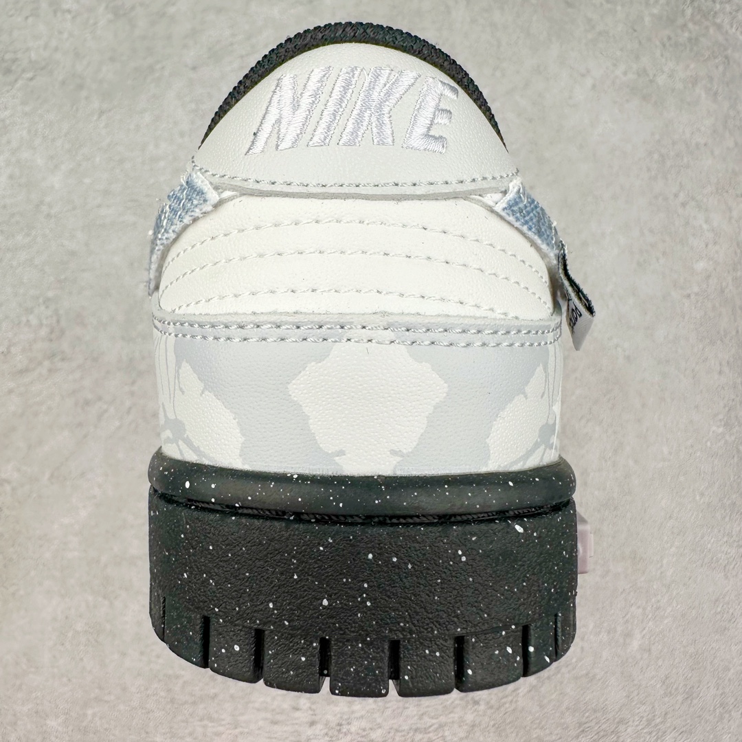 图片[8]-NK Dunk Low 定制配色 DD1391-100 大厂出品 极力推荐 原装头层材料 独家版型蒸餾加工帶來的是更好的视觉和脚感体验大厂纯原品质出货 清洁度 电绣工艺 皮料切割干净无任何毛边 细节完美 尺码：36 36.5 37.5 38 38.5 39 40 40.5 41 42 42.5 43 44 44.5 45 46 47.5-选品中心