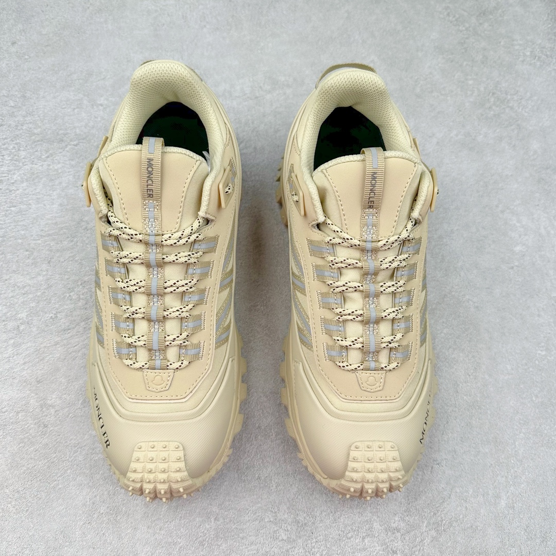 图片[2]-Moncler Trailgrip Gore-Tex 蒙口越野旅行系列低帮厚底轻量户外登山运动鞋 盟可睐MONCLER TRAILGRIP 鞋履新季系列 前卫设计碰撞实用科技 轻盈面料无惧炎热夏季 Trailgrip运动鞋作为盟可睐Moncler的秋冬新作横空出世 融蕴品牌山地基因 运用科技前沿技术 征服野外复杂地形 醒目的胎纹设计搭配弧形橡胶鞋头 确保经久耐穿 为山野探险与都市畅游提供高效防护 Trailgrip 2023春夏系列将在既有的实用性基础之上 推出全新配色 并采用更轻材质 尺码：35-46-选品中心