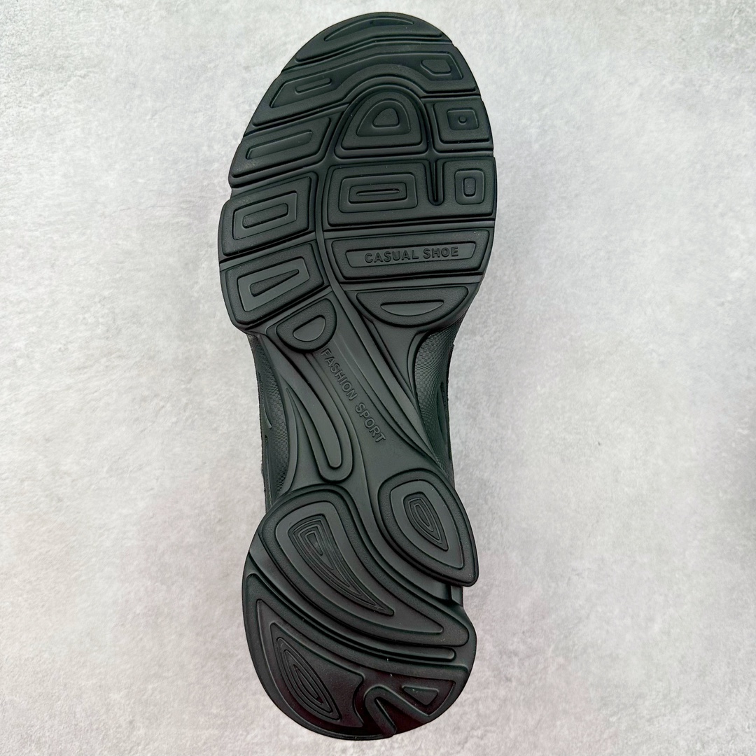 图片[9]-ECCO爱步运动鞋男透气轻便防滑缓震牛皮跑鞋健步BIOMC系列全新品质 甄选优质皮面搭配纺织装饰 脚感柔软舒适 透气不闷脚 自然律动科技鞋楦 符合人体工学，带来近乎裸足的运动体验 直接注塑粘胶鞋底 连接鞋面和鞋底 一体成型，合脚稳固 橡胶大底适应多种地形，防滑耐磨，稳定支撑 完美平衡颜值与性能 拓展穿搭可能性 尺码：38 39 40 41 42 43 44（皮鞋码）-选品中心