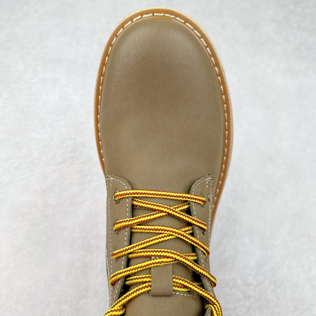 图片[4]-Timberland添柏岚/天伯伦户外高帮休闲大黄靴系列 #广东大厂品质 冬季防寒户外专用 日常随意搭配 原盒原包装 #24ss新款 时尚潮流搭配 面料采用意大利🇮🇹顶级磨砂细纹牛皮 搭配防臭防腐真皮乳胶鞋垫 大底到五金都是代工厂原材料制作 同原版固特异永不开胶工艺 好货不杀猪 首单质量严格把控 全网独家首发 品质毋庸置疑 全套官网统一包装 给您完美的穿着体验 质量考究耐穿 型男必备 专治不帅 高品质脚感一流 尺码：38 39 40 41 42 43 44（皮鞋码）-选品中心