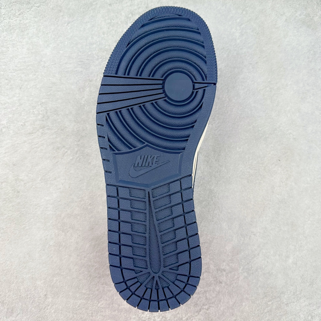 图片[9]-TS x Air Jordan AJ1 Low 倒钩低帮联名定制配色 XZ3398-001 原厂内置气垫魔块 A模大底 头层小牛皮 鞋舌AJ原厂专用牛津布+AJ专用反口珍珠布+原厂无杂质高弹内里海棉+特殊封边弹力鞋带 尺码：36 36.5 37.5 38 38.5 39 40 40.5 41 42 42.5 43 44 44.5 45 46 47.5-选品中心