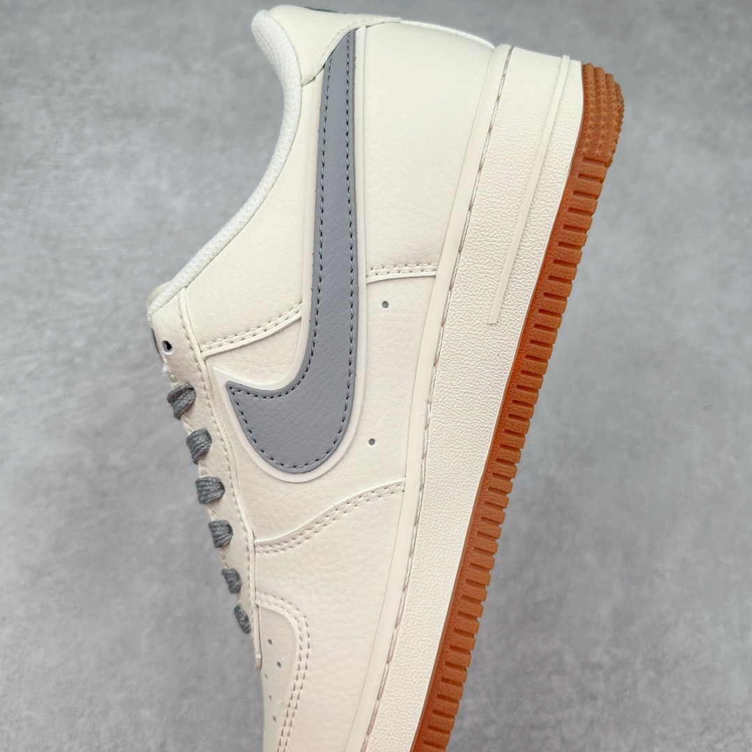 图片[7]-NK Air Force 1´07 Low 空军一号低帮百搭休闲运动板鞋 XZ5688-003 柔软、弹性十足的缓震性能和出色的中底设计 横跨复古与现代的外型结合 造就出风靡全球 三十多年的Force 1 直到今天还深受青睐 尺码：36 36.5 37.5 38 38.5 39 40 40.5 41 42 42.5 43 44 44.5 45-选品中心