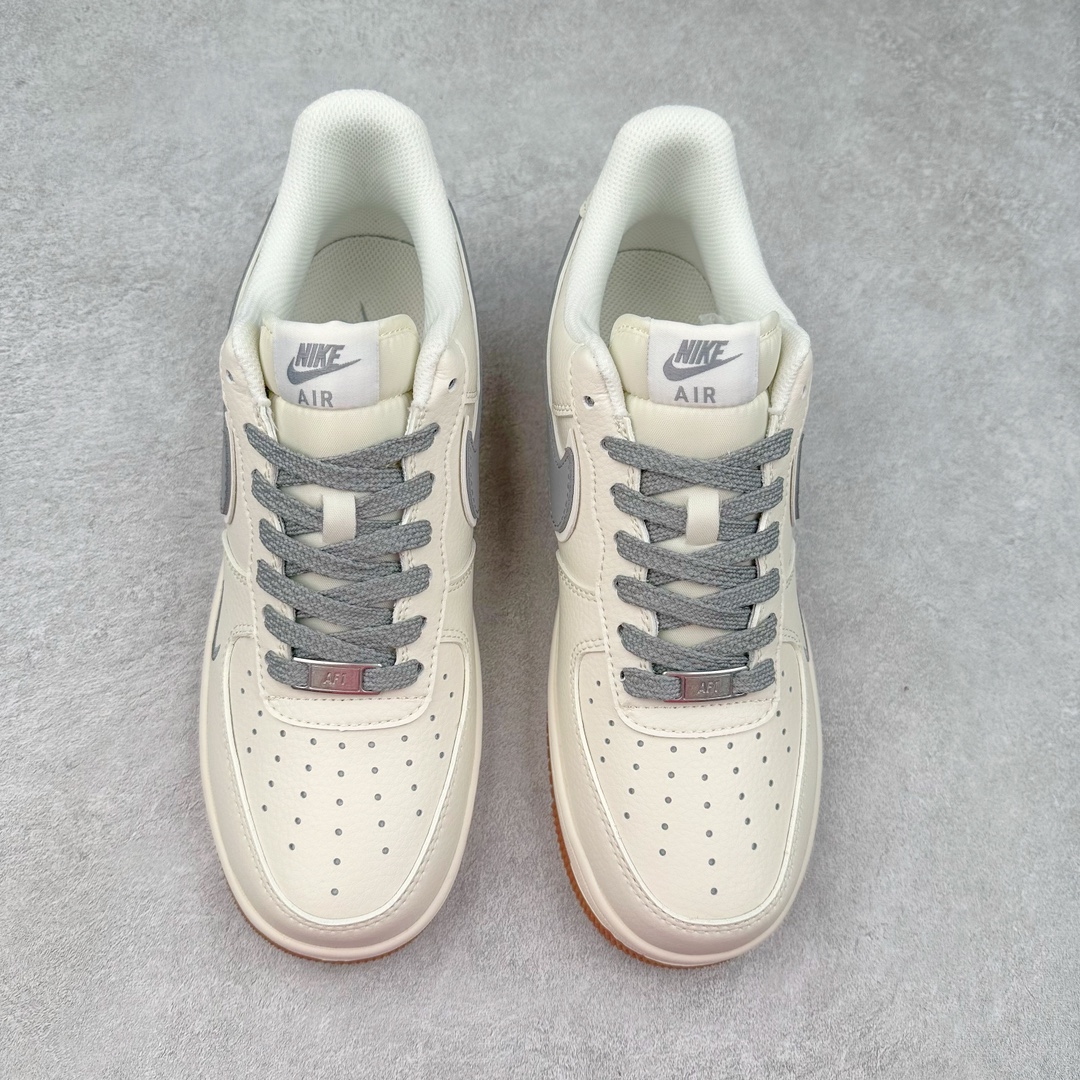 图片[2]-NK Air Force 1´07 Low 空军一号低帮百搭休闲运动板鞋 XZ5688-003 柔软、弹性十足的缓震性能和出色的中底设计 横跨复古与现代的外型结合 造就出风靡全球 三十多年的Force 1 直到今天还深受青睐 尺码：36 36.5 37.5 38 38.5 39 40 40.5 41 42 42.5 43 44 44.5 45-选品中心