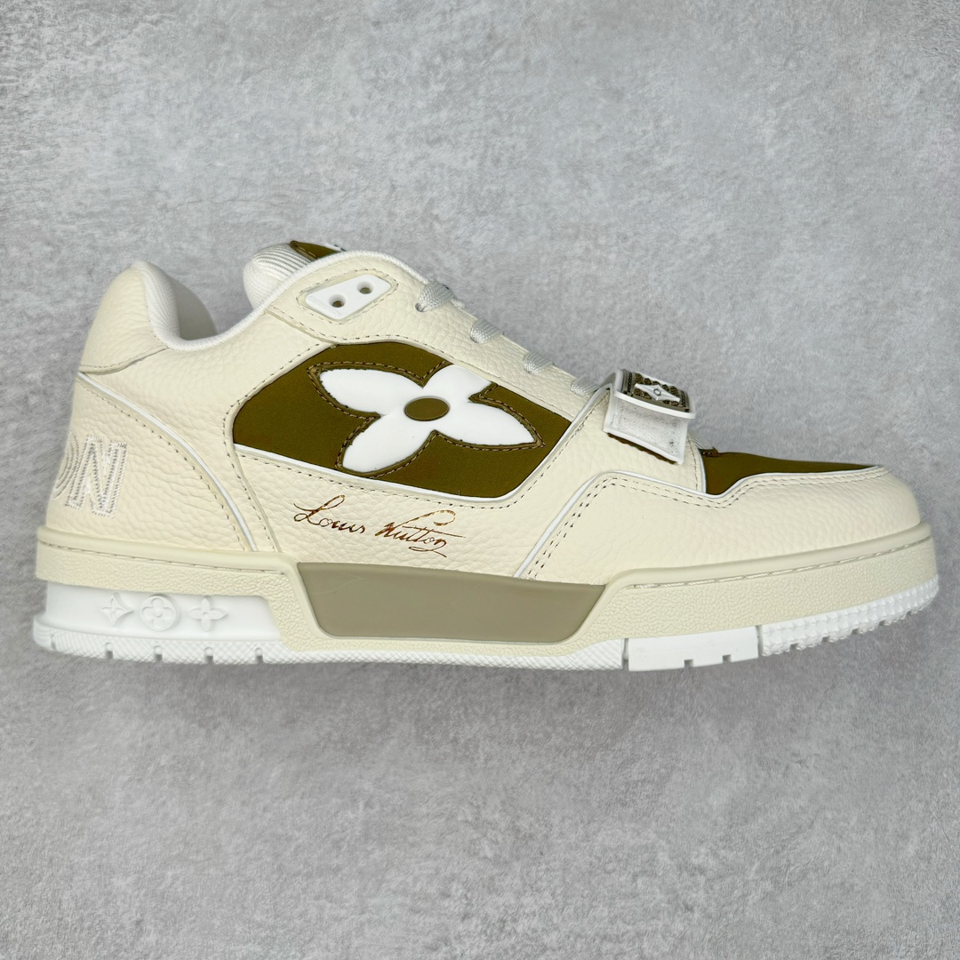 Louis Vuitton Trainer lv时装走秀运动鞋 高尔夫系列 全网最全配色更新最快 最成熟的做工稳定的品控 完美鞋型超高的清洁度 零毛边线头瑕疵 全套原楦原纸版原鞋开模 全网最具灵魂的版型 正确原装黄色鞋盒 正确中底印花 鞋面印花3D高频深度立体 全鞋电脑针车 紧密相连 针距密度一致 环保乳胶注塑鞋垫 厚度脚感还原原版 皮面裁剪部位 统一油边封口工艺 原装橡胶大底含胶量大底组合零偏差 专柜全套包装 防尘袋 说明书 质保卡 男女鞋 尺码：35 36 37 38 39 40 41 42 43 44 45-选品中心