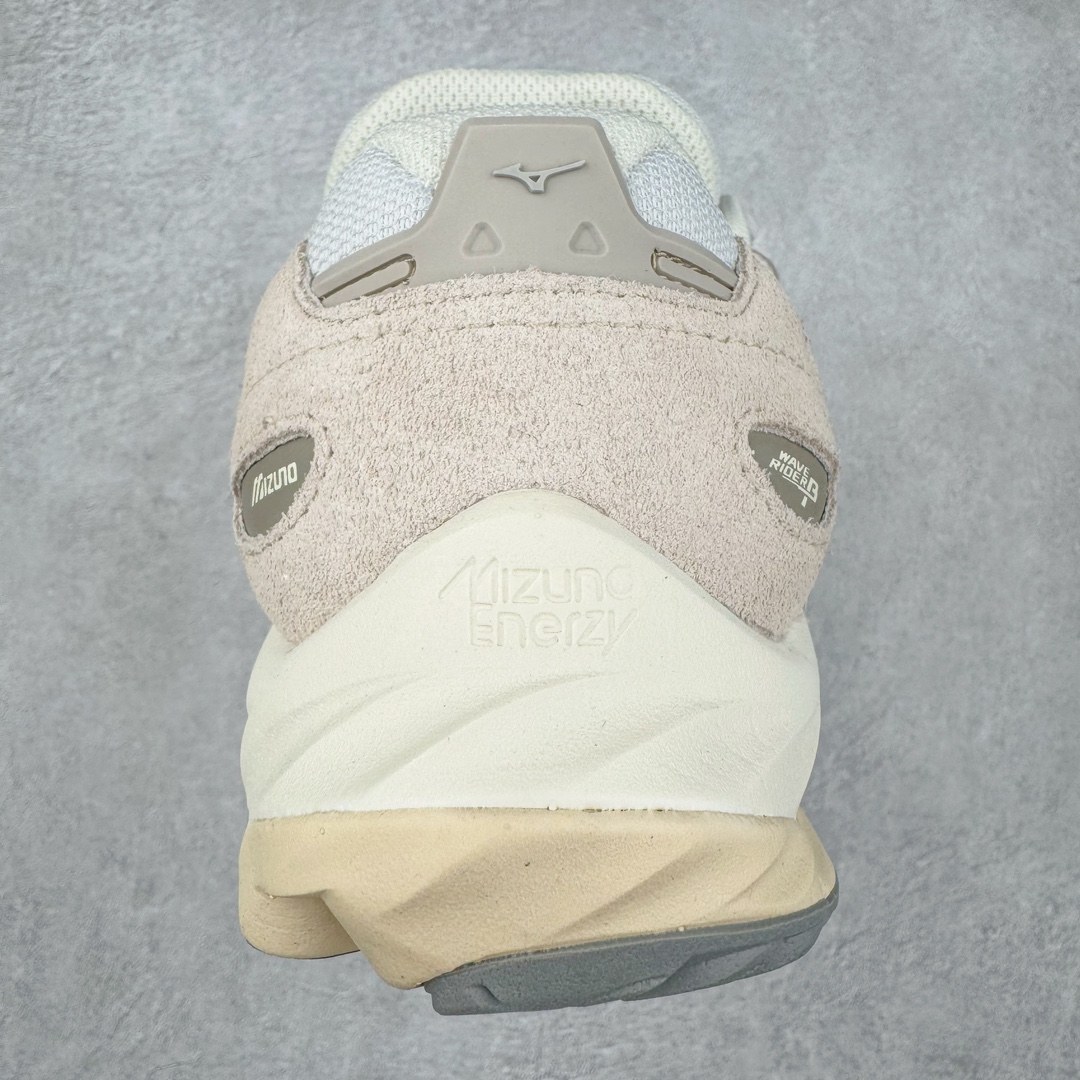 图片[8]-Mizuno 美津浓 Wave Rider Beta 复古时尚休闲舒适减震运动跑步鞋 美津浓WAVE机械缓震 可以说是机械缓震跑鞋科技的翘楚 有着非凡的适应性，有着充分而持久的缓震能力和轻量化设计，是一双可以陪伴我们日常训练甚至是半马比赛的跑鞋，无论是“跑步初哥”还是“精英老鸟”，只要不是比较夸张的大体重人群，都可以穿着WAVE RIDER 来跑步。如果你不知道跑步穿什么鞋，不知道给别人推荐什么鞋，那么选“美津浓 WAVE RIDER”总是没错的 尺码：36 36.5 37.5 38 38.5 39 40 40.5 41 42 42.5 43 44 44.5 45-选品中心