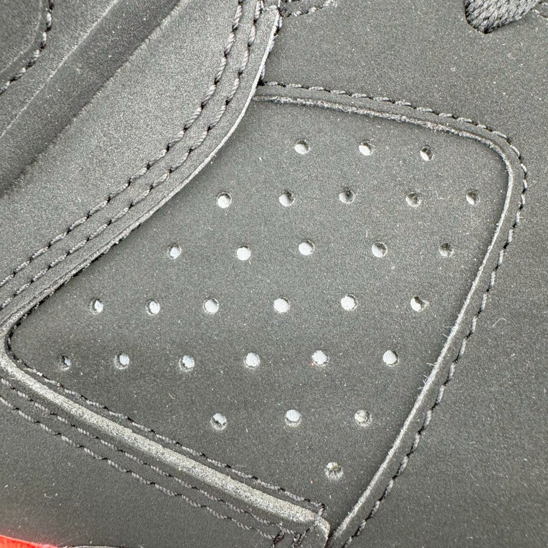 图片[12]-＃Ljr超强特价 Air Jordan AJ6 Retro \\\”Black Infrared\\\”黑红2019版复刻 384664-060 注意特价无售后 之前零售六七百的东西 买到就是赚 圈内最强系列 恪守真诚 承诺混一赔十 高端零售裸鞋圈特供批次 SZ原厂全套原楦原纸板冲刀磨具开发 原厂皮料加持 原厂港宝加持定型后跟R度完美 同源原厂电绣 飞翼针数密度立体效果一致 百分百一致原鞋 原厂拉帮工艺 针距密度一致 后跟弧度收口自然不对折 极致一眼正品既视感 进口玻璃冲刀皮料裁剪零毛边 全鞋电脑针车工艺 品控清洁度最高QC检验标准 免检产品 原厂订购鞋盒、鞋标、防尘纸、鞋撑、鞋带 追求极致的原厂味道 尺码对应库存明细‼️-选品中心