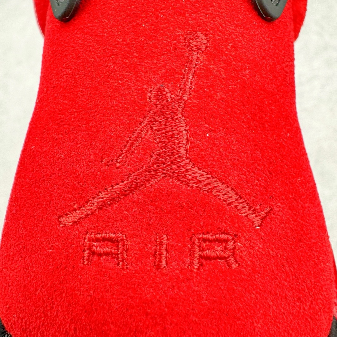 图片[15]-＃Ljr超强特价 Air Jordan AJ6 Retro \\\”Toro\\\” 黑红愤怒的公牛 CT852-600 注意特价无售后 之前零售六七百的东西 买到就是赚 圈内最强系列 恪守真诚 承诺混一赔十 高端零售裸鞋圈特供批次 SZ原厂全套原楦原纸板冲刀磨具开发 原厂皮料加持 原厂港宝加持定型后跟R度完美 同源原厂电绣 飞翼针数密度立体效果一致 百分百一致原鞋 原厂拉帮工艺 针距密度一致 后跟弧度收口自然不对折 极致一眼正品既视感 进口玻璃冲刀皮料裁剪零毛边 全鞋电脑针车工艺 品控清洁度最高QC检验标准 免检产品 原厂订购鞋盒、鞋标、防尘纸、鞋撑、鞋带 追求极致的原厂味道 尺码对应库存明细‼️-选品中心