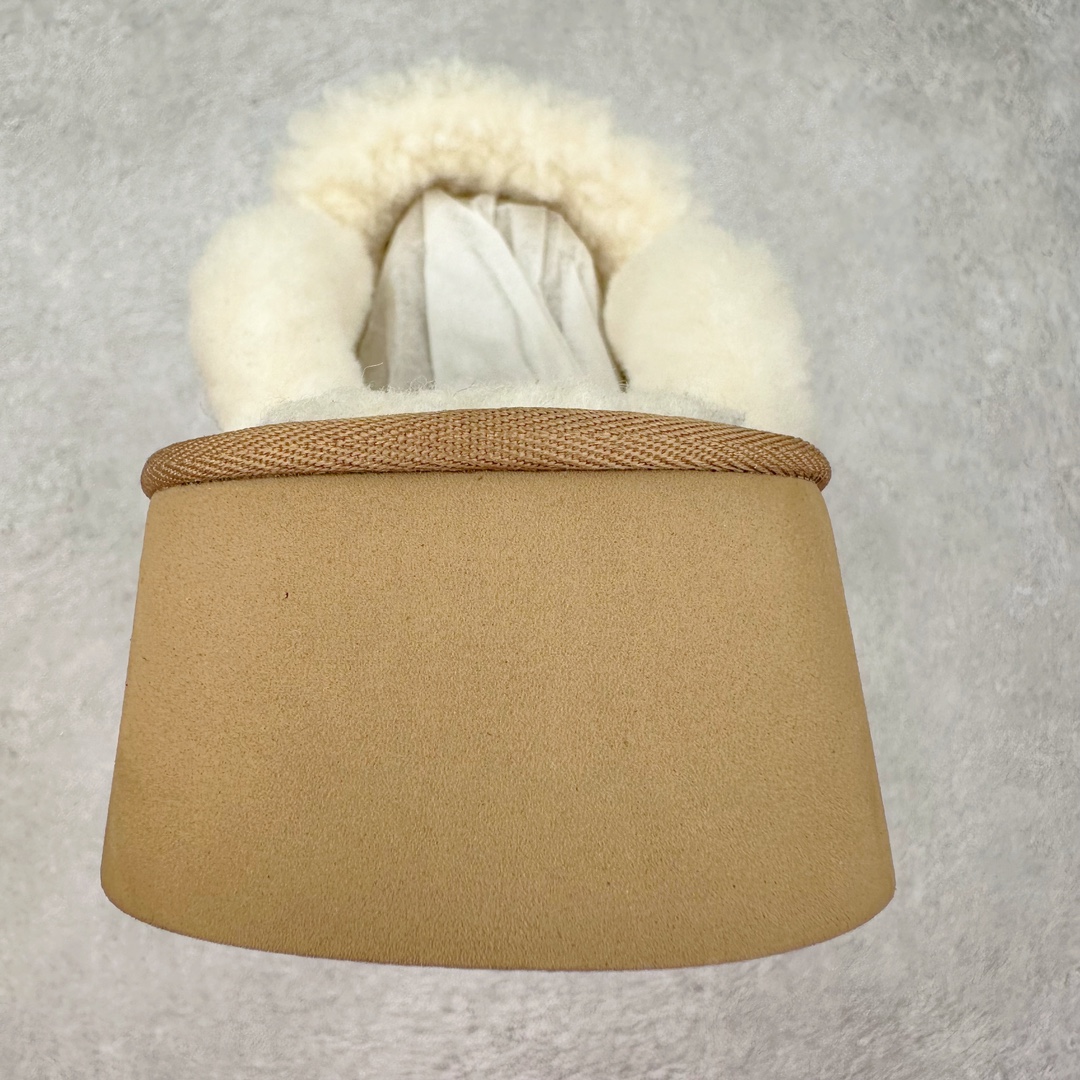 图片[8]-UGG W Classic Coquette Clog Slipper II 科凯特2.0系列时尚居家穆勒风包头舒适保暖露跟半拖鞋 货号：OB938 产品描述：休闲系列作为本季主力系列，轻盈耐磨的橡胶大底，让穿着的舒适性提升 品名：Classic Coquette Clog Slipper II 科凯特2.0系列鞋面：翻毛皮革/织物 尺码：35-40-选品中心